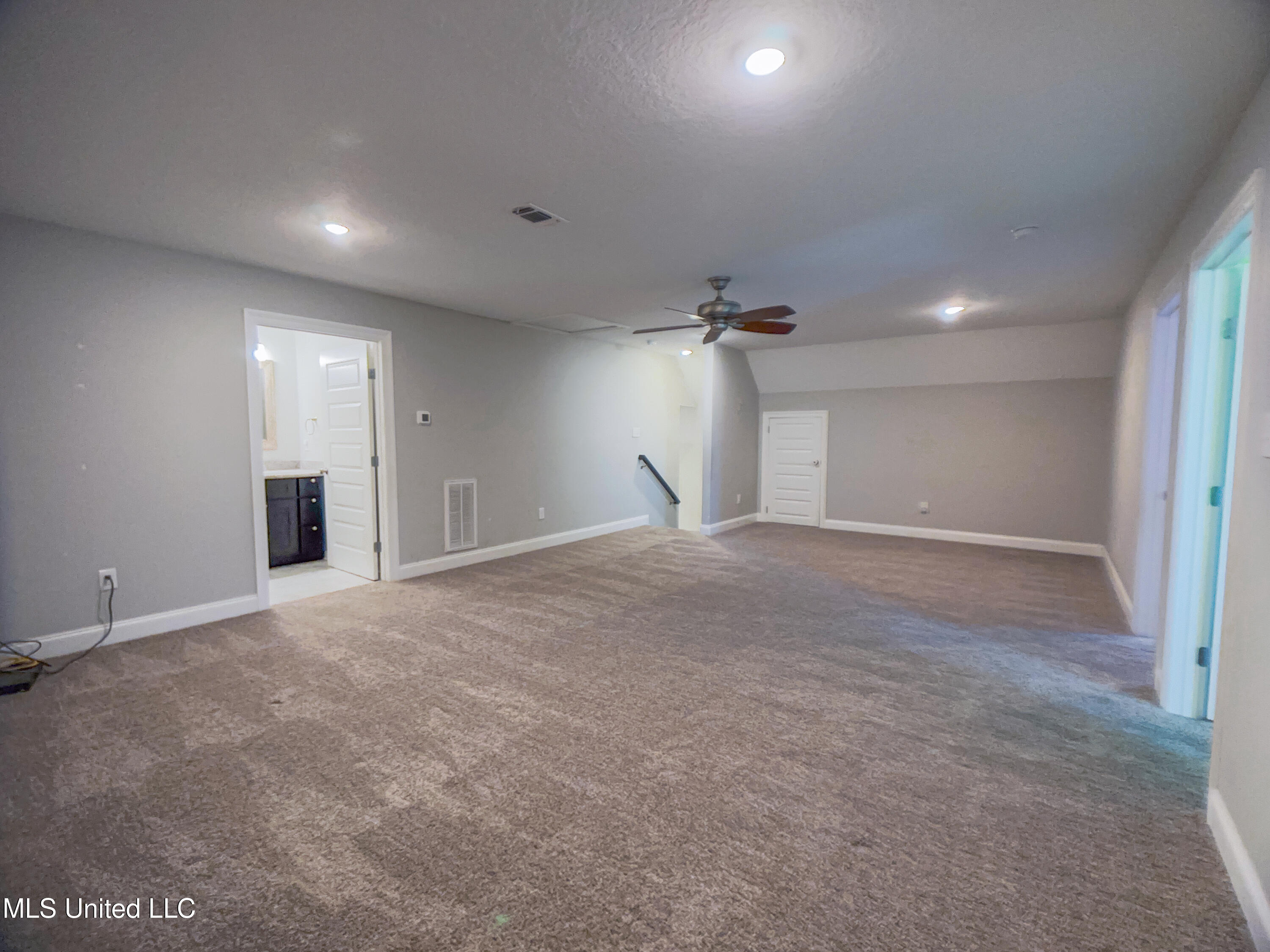 5807 Sylvester Street