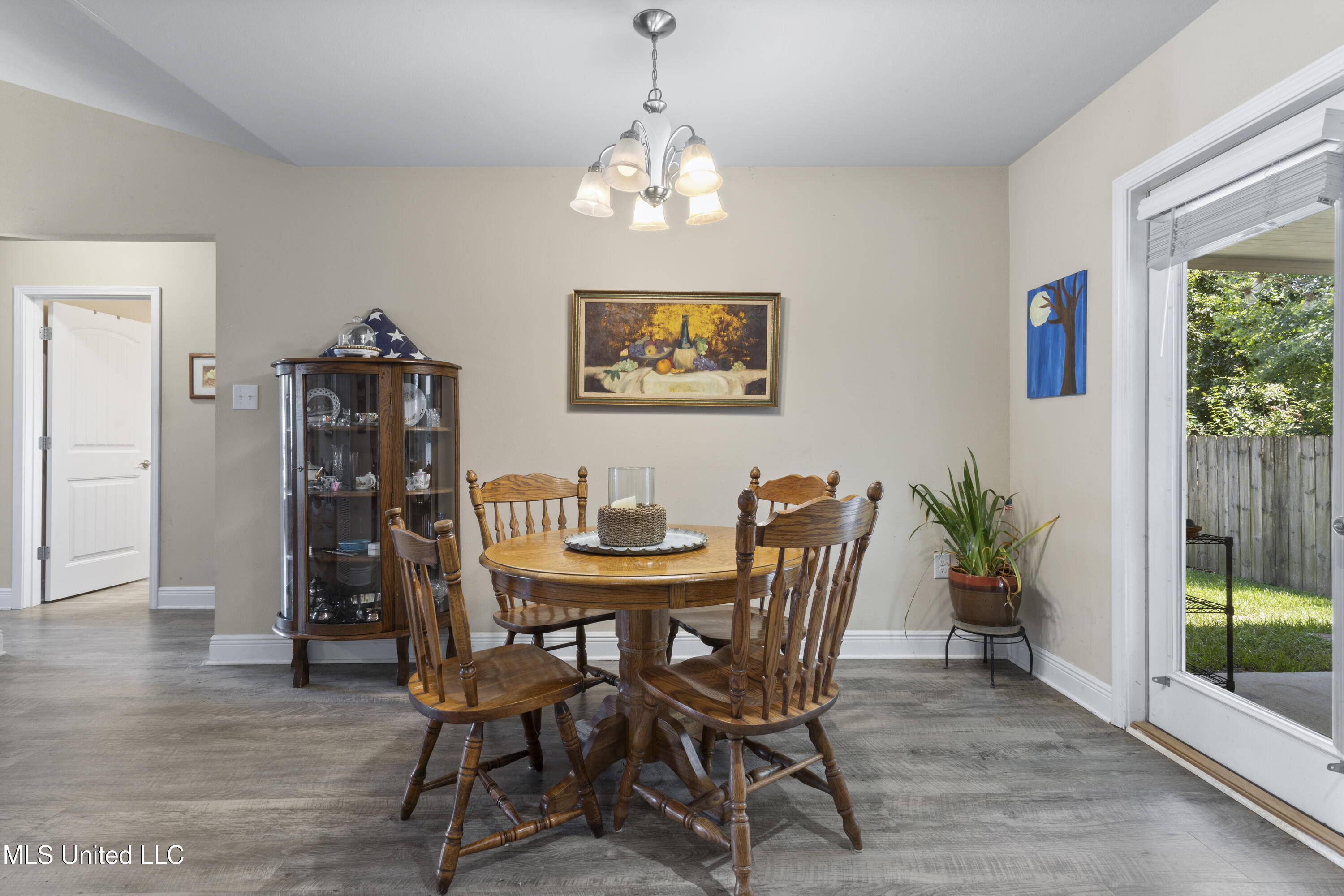 14009 Fox Hill Drive