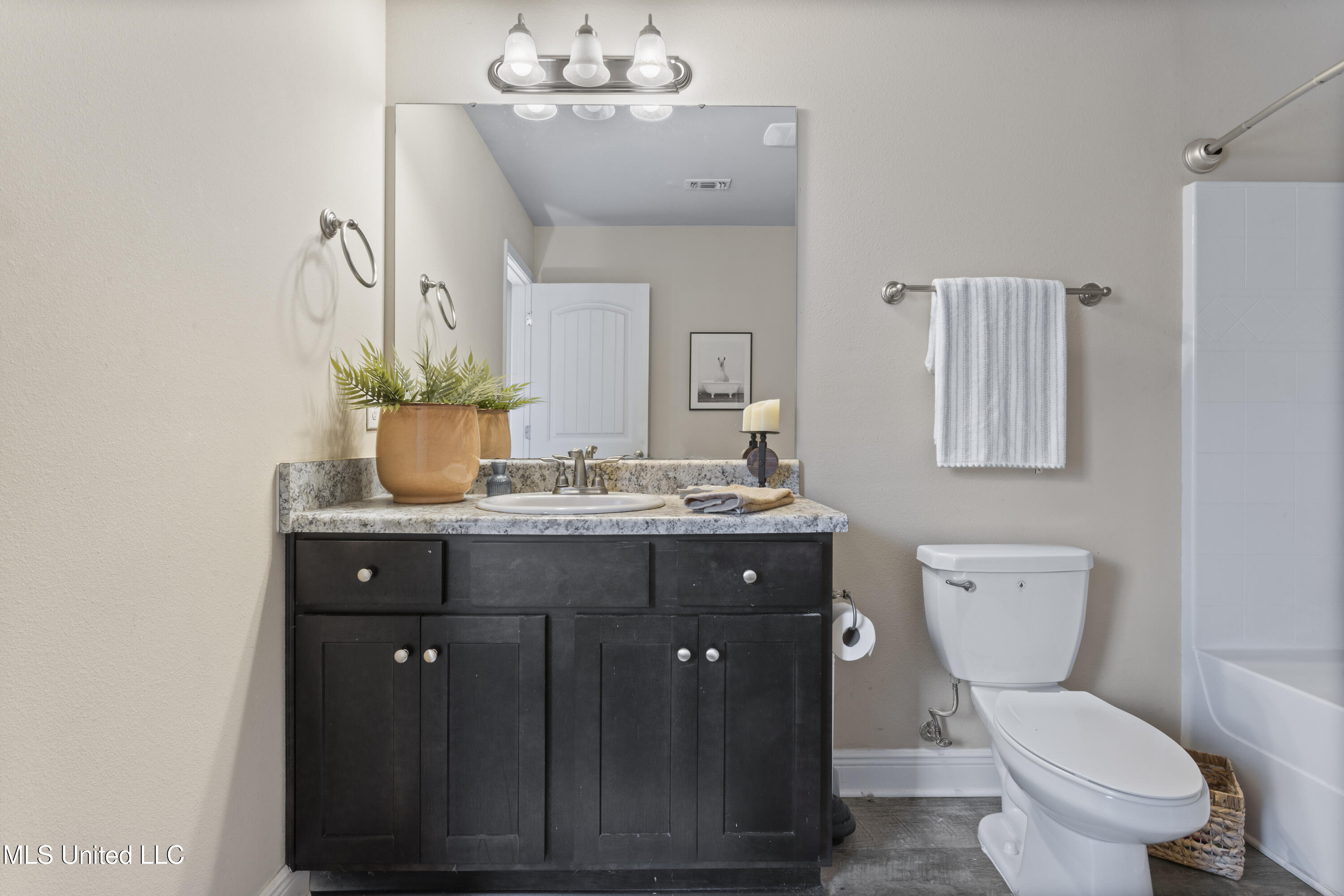 14009 Fox Hill Drive