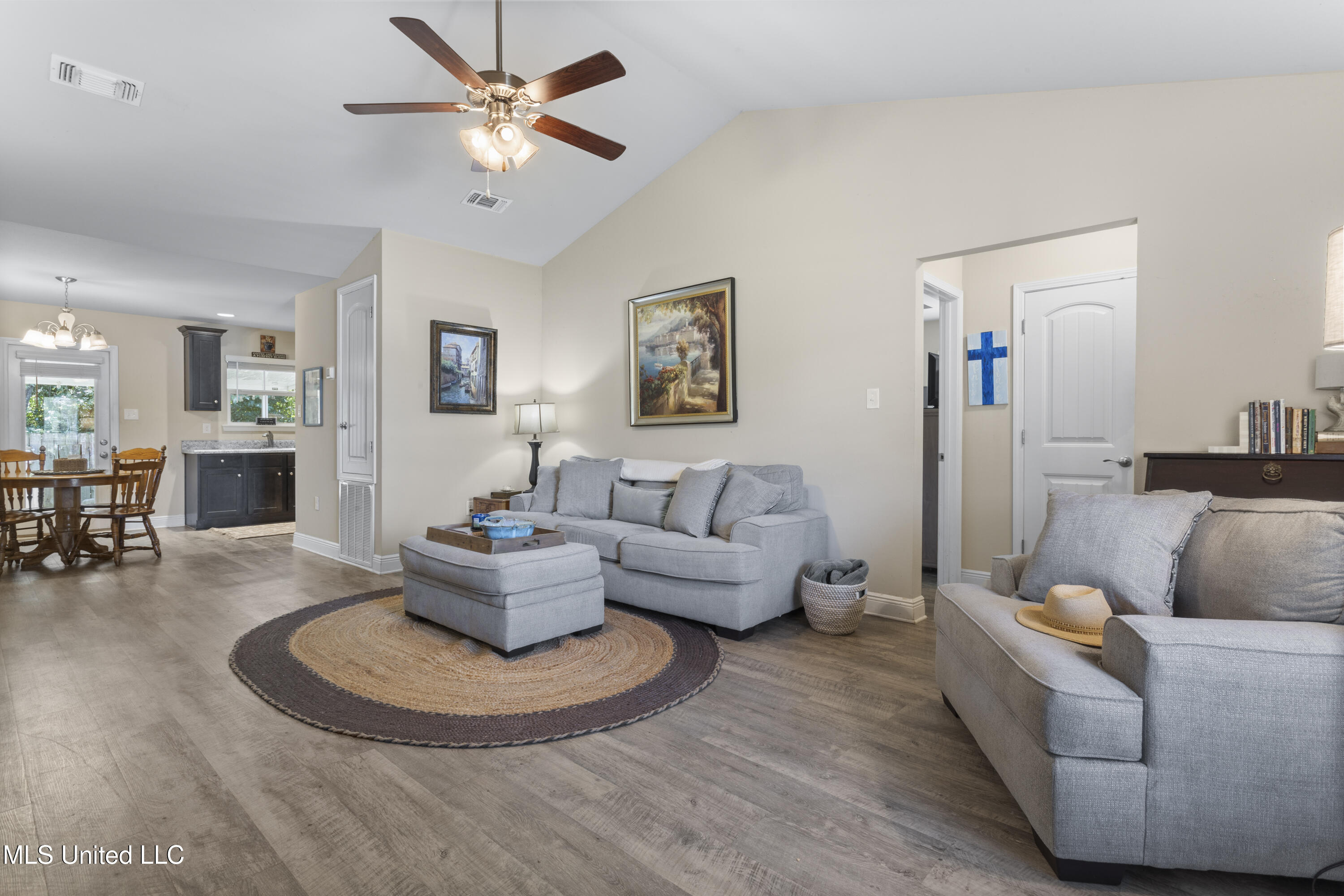 14009 Fox Hill Drive