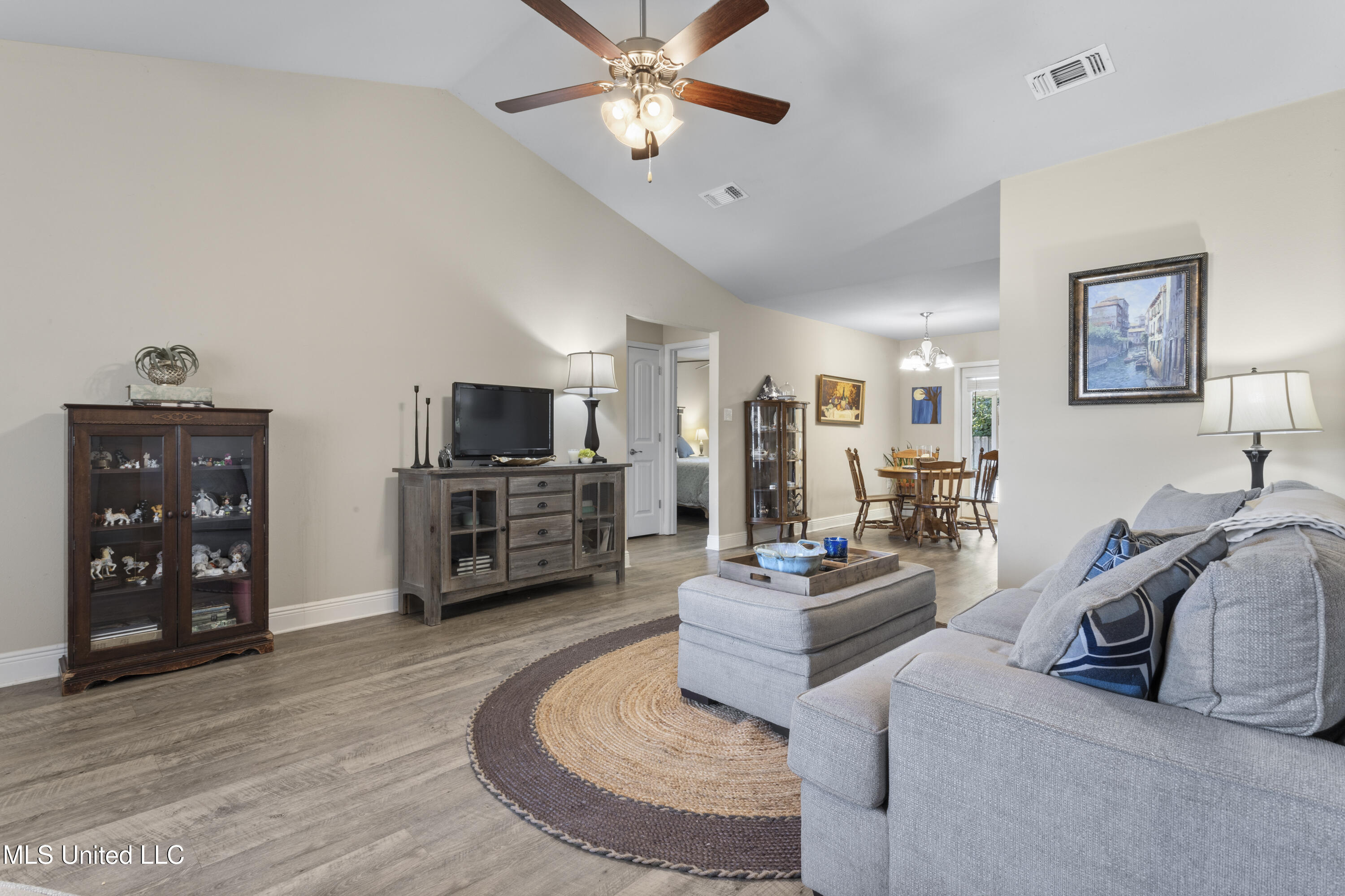 14009 Fox Hill Drive