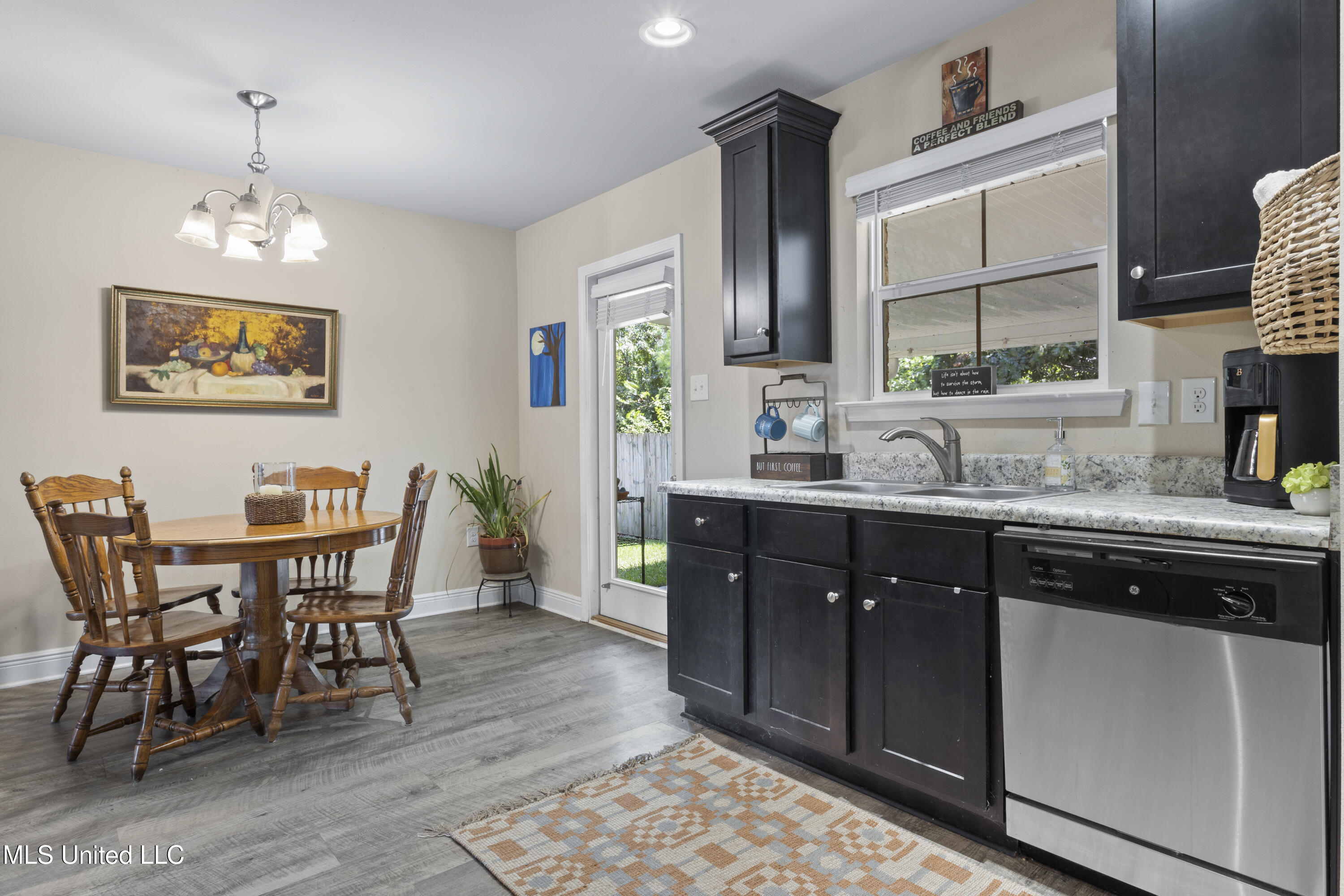 14009 Fox Hill Drive