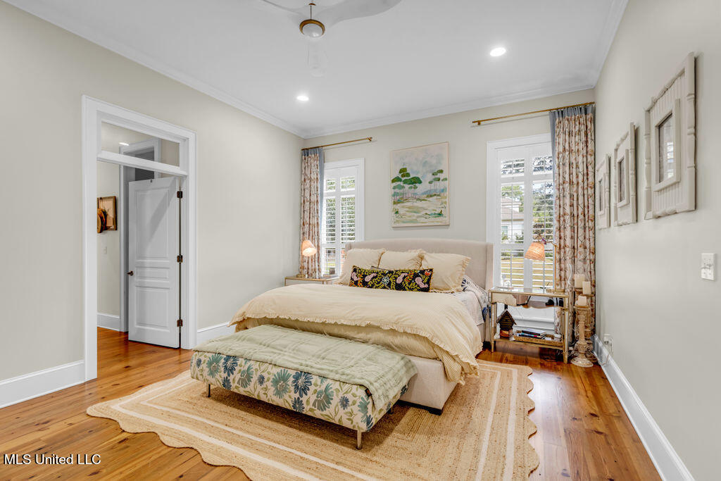 207 Washington Avenue