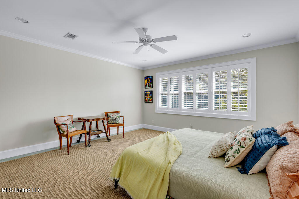 207 Washington Avenue