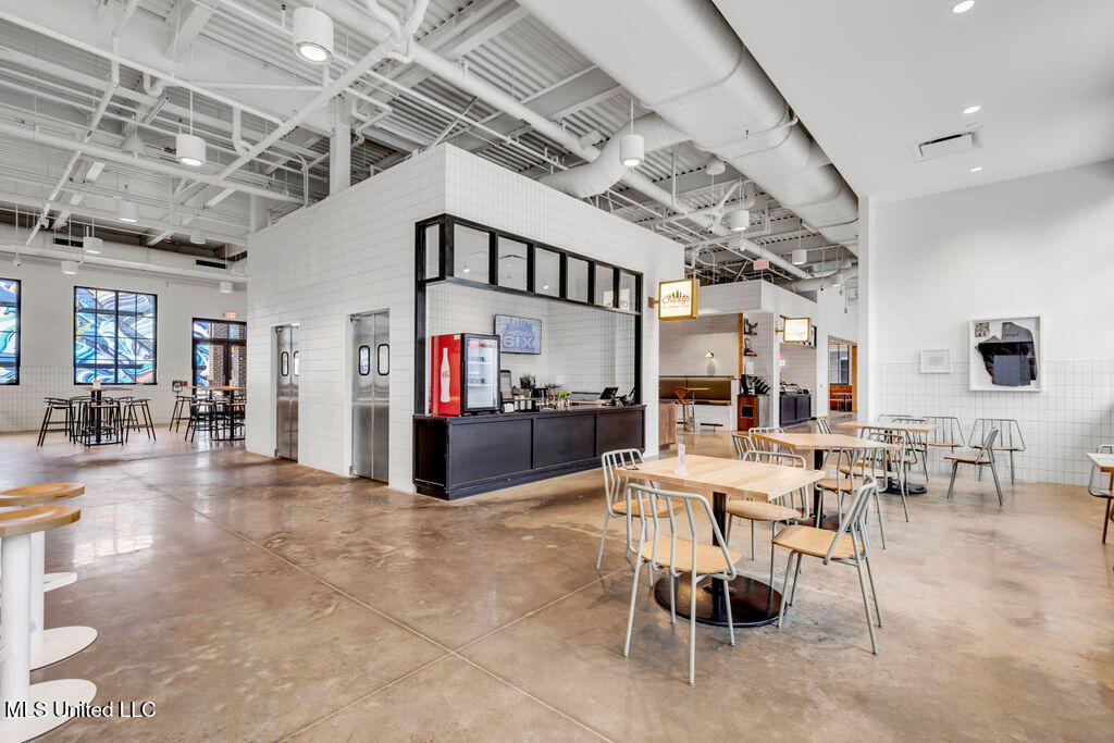 1515 Government Street, A304