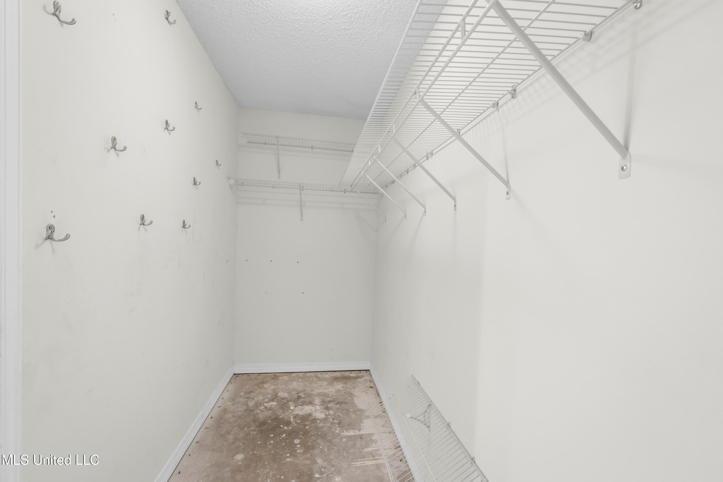 13601 Virginia Street