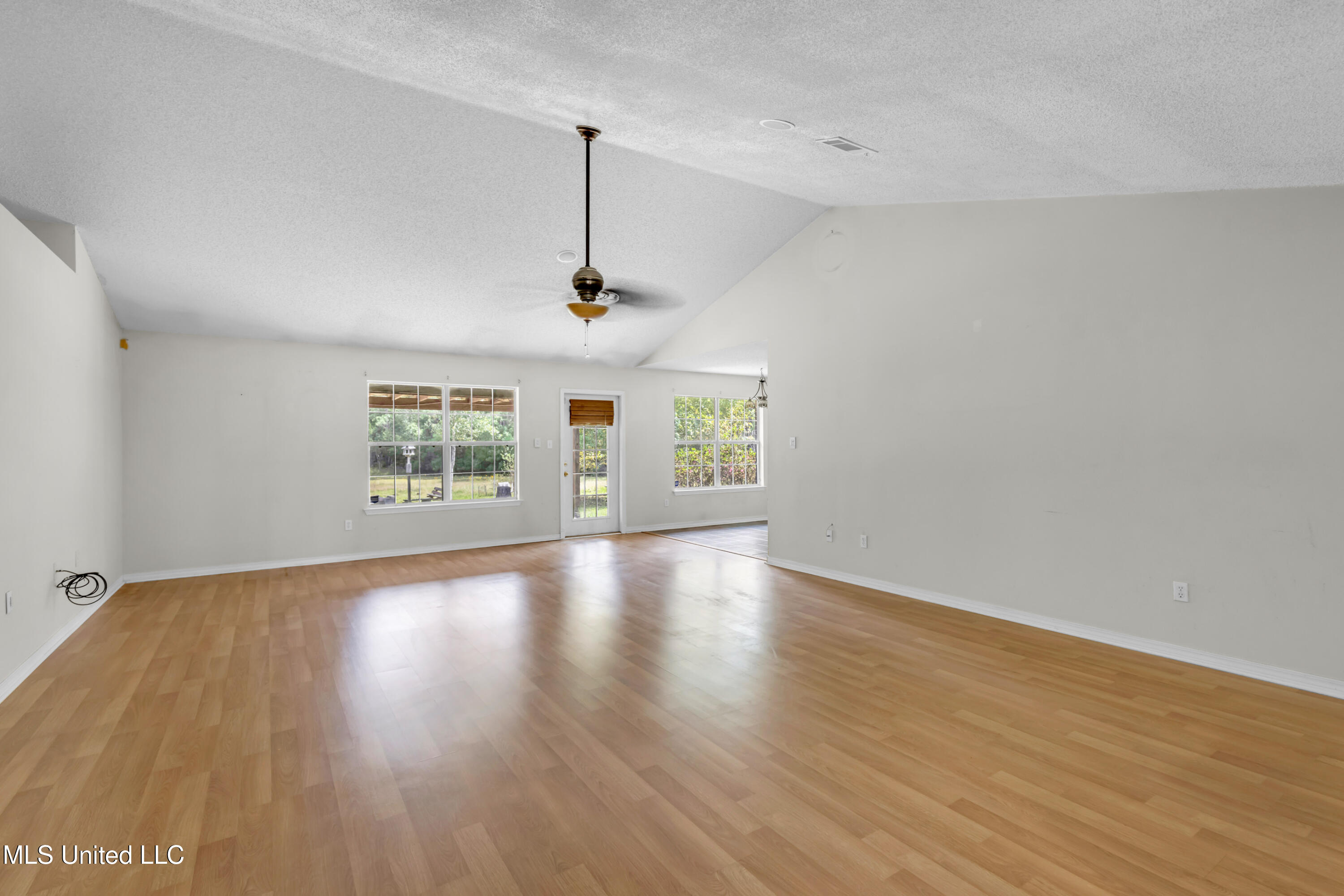 13601 Virginia Street