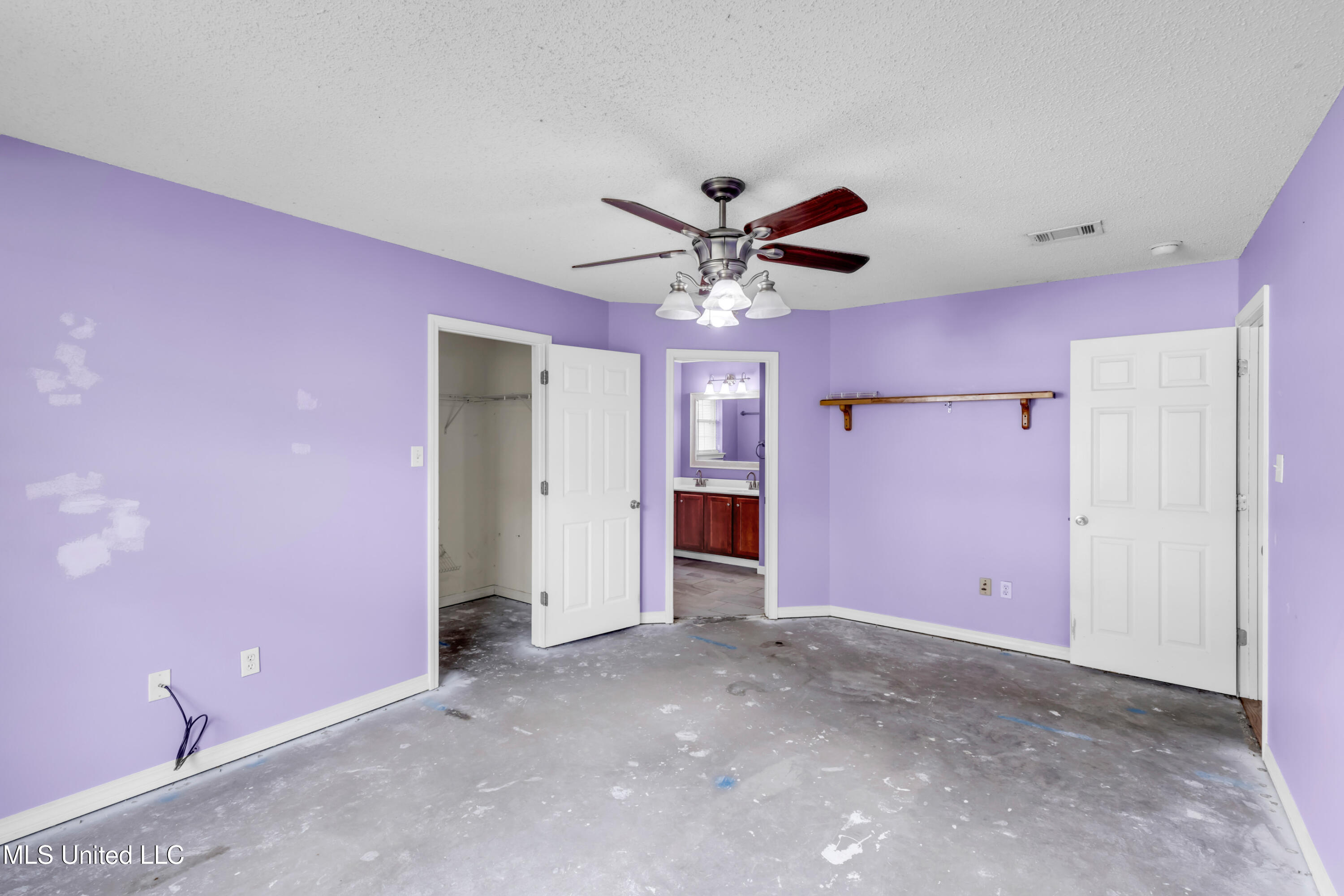 13601 Virginia Street