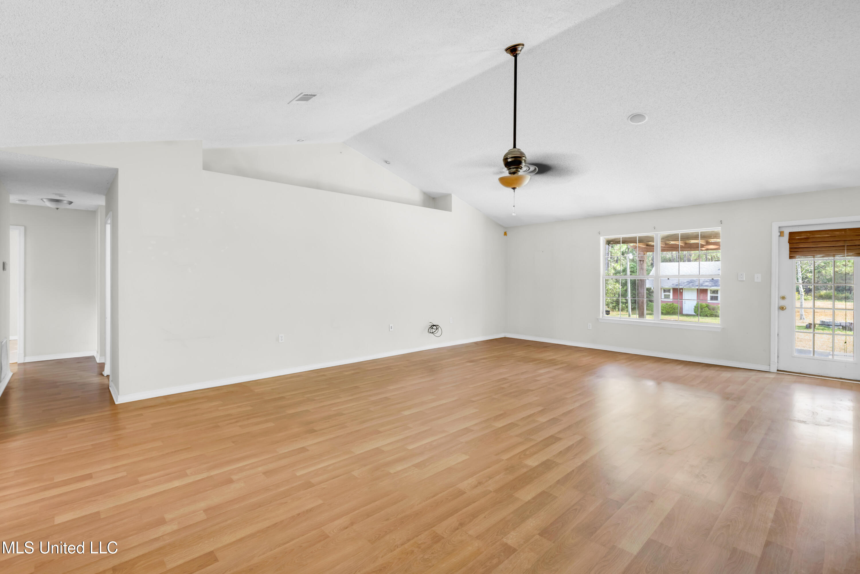 13601 Virginia Street