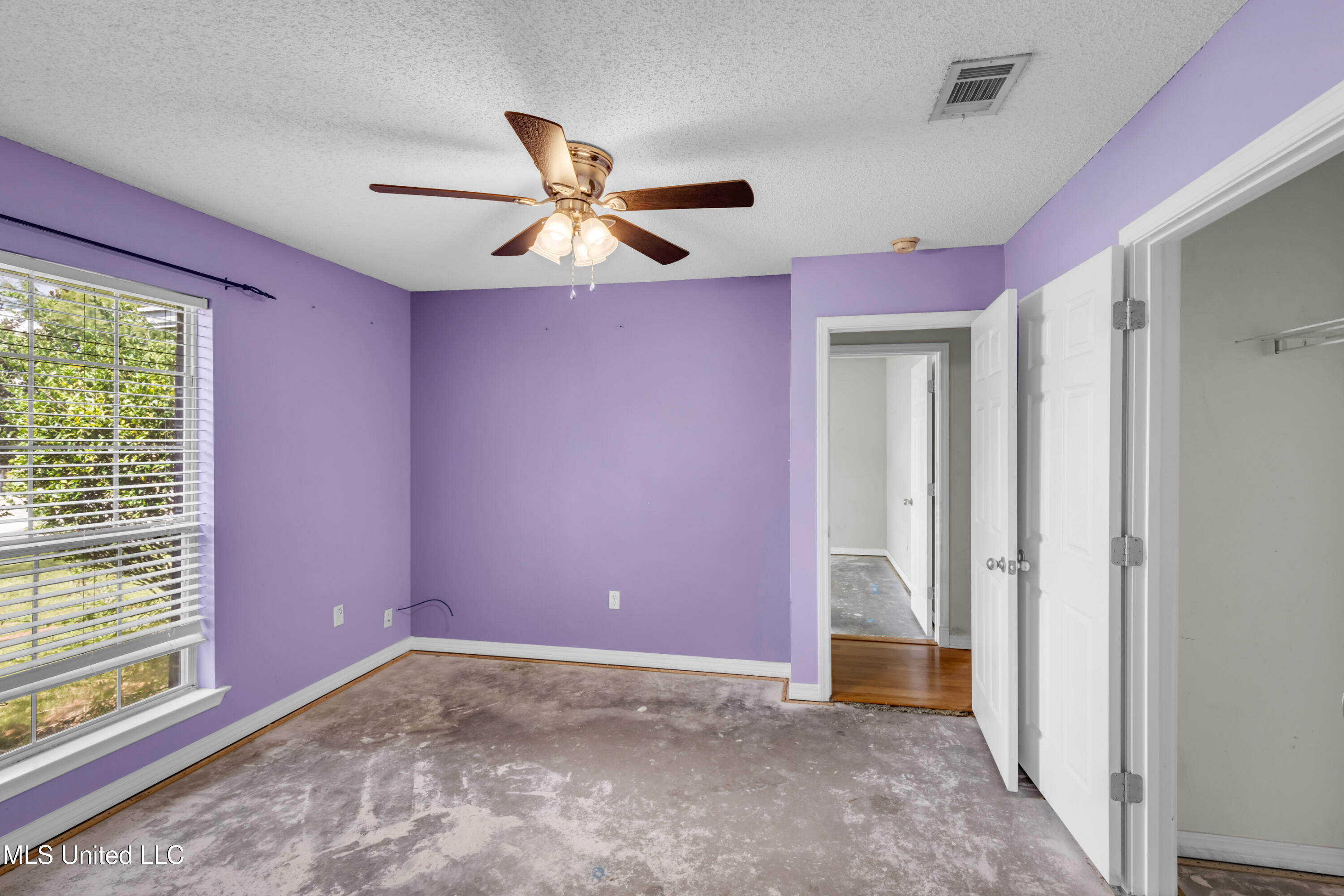 13601 Virginia Street