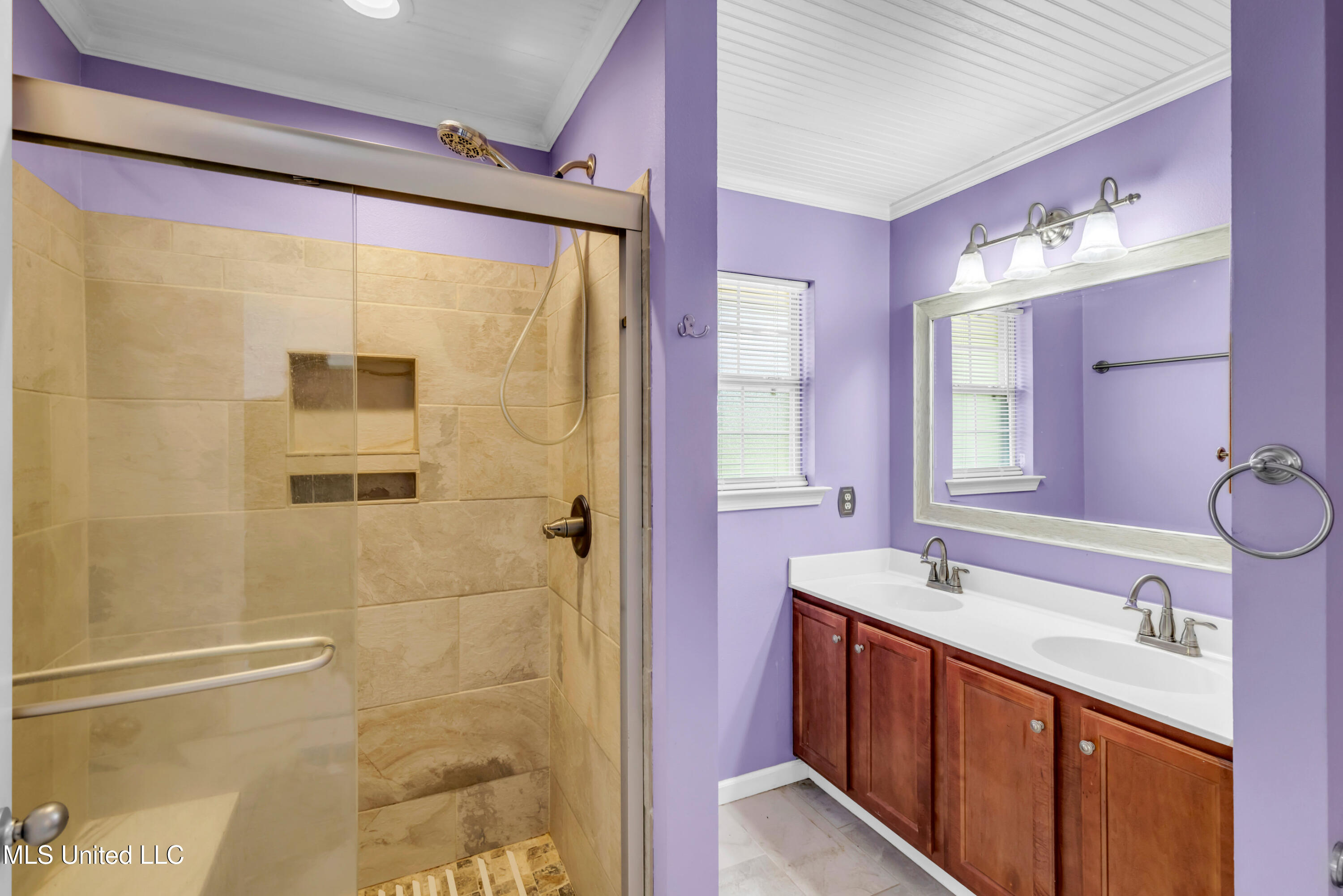 13601 Virginia Street