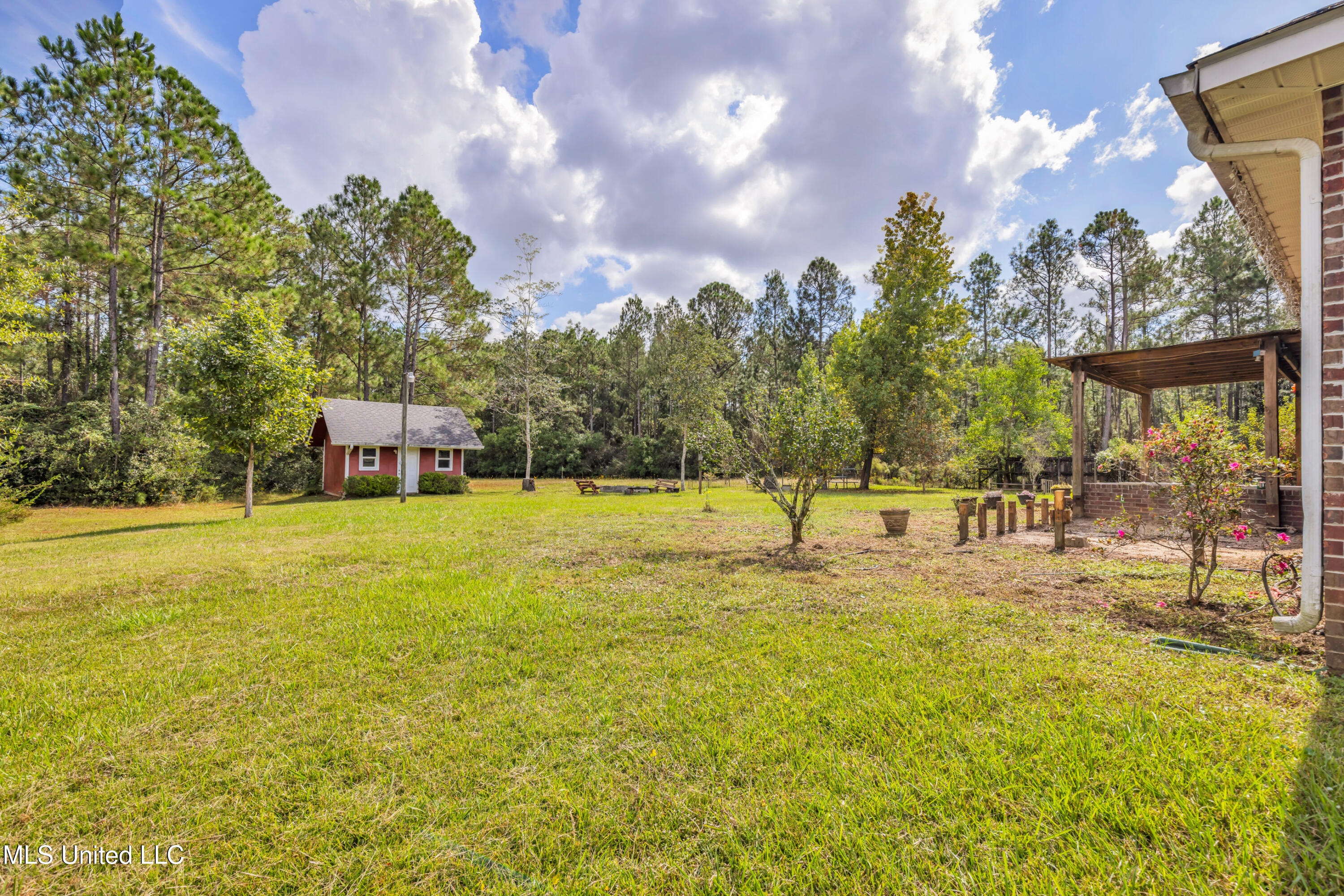 13601 Virginia Street