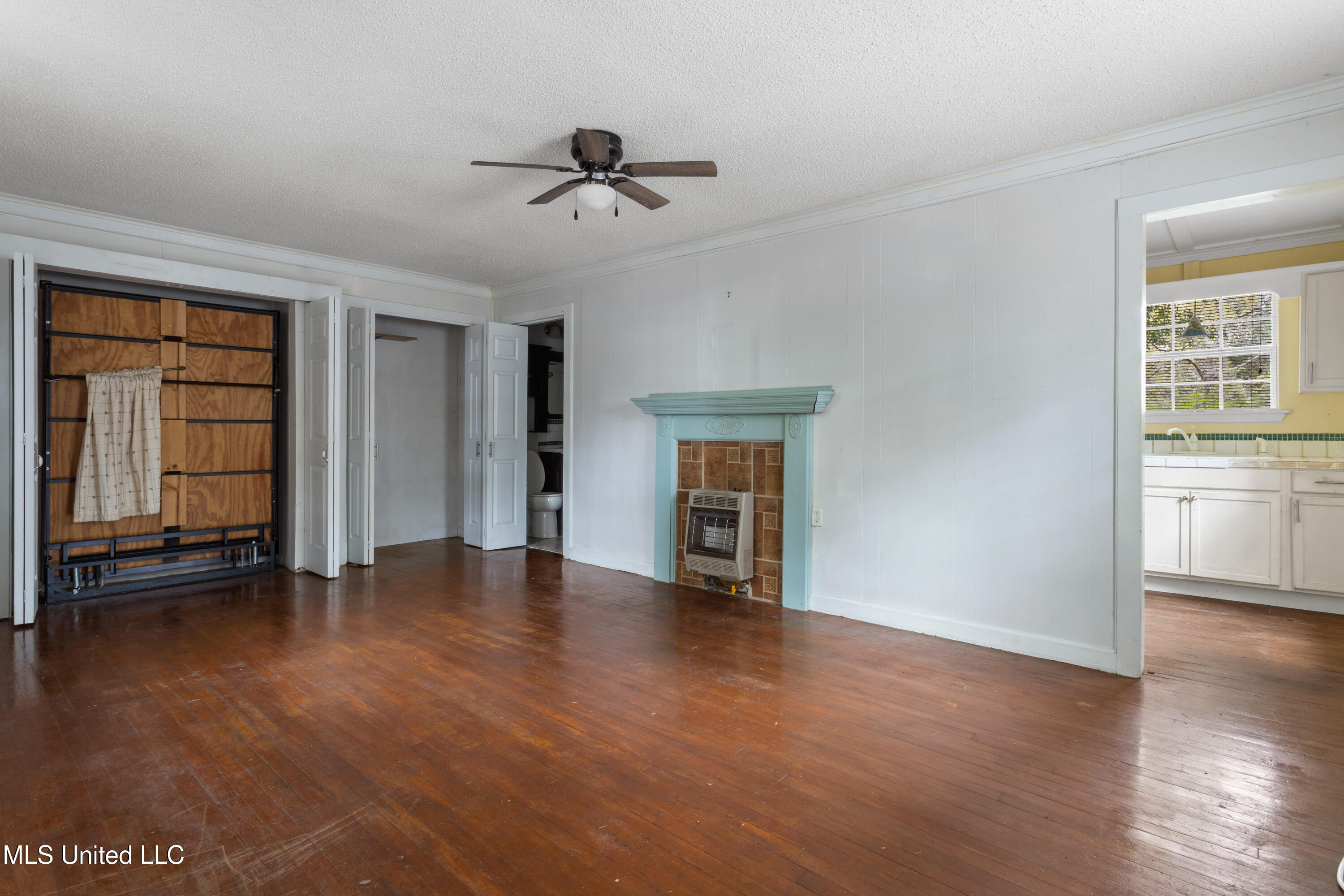 605/607 Russell Avenue