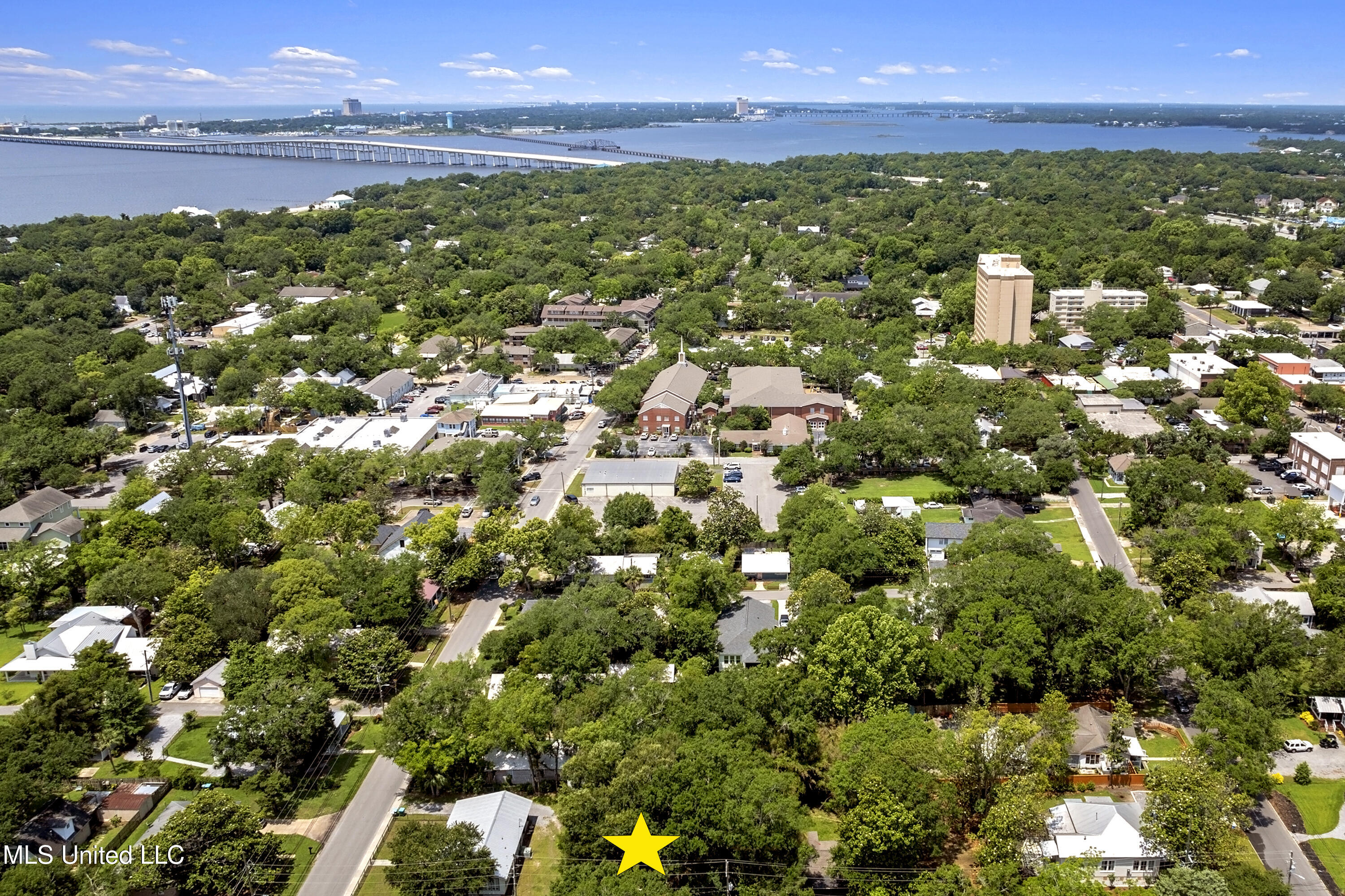 605/607 Russell Avenue