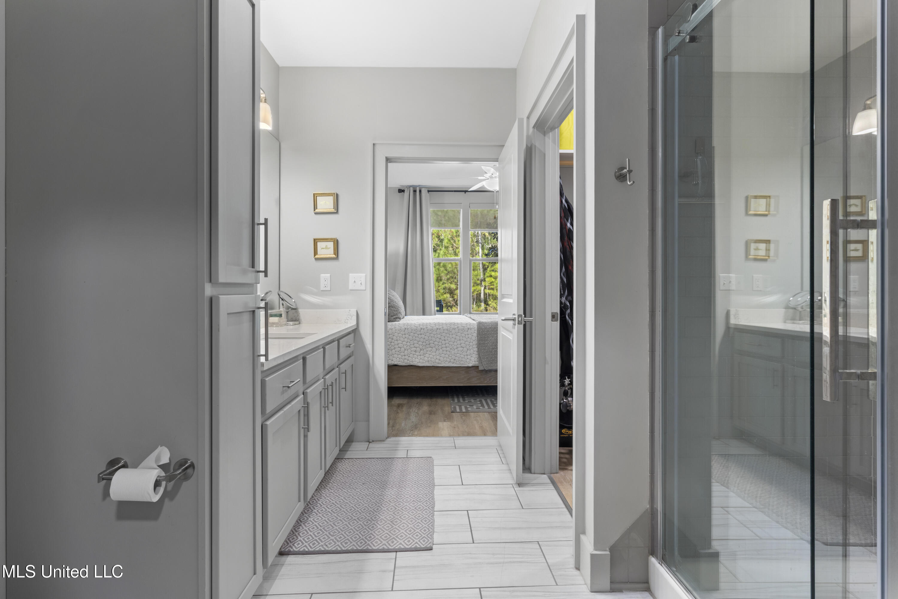 2501 Bienville Boulevard, 517