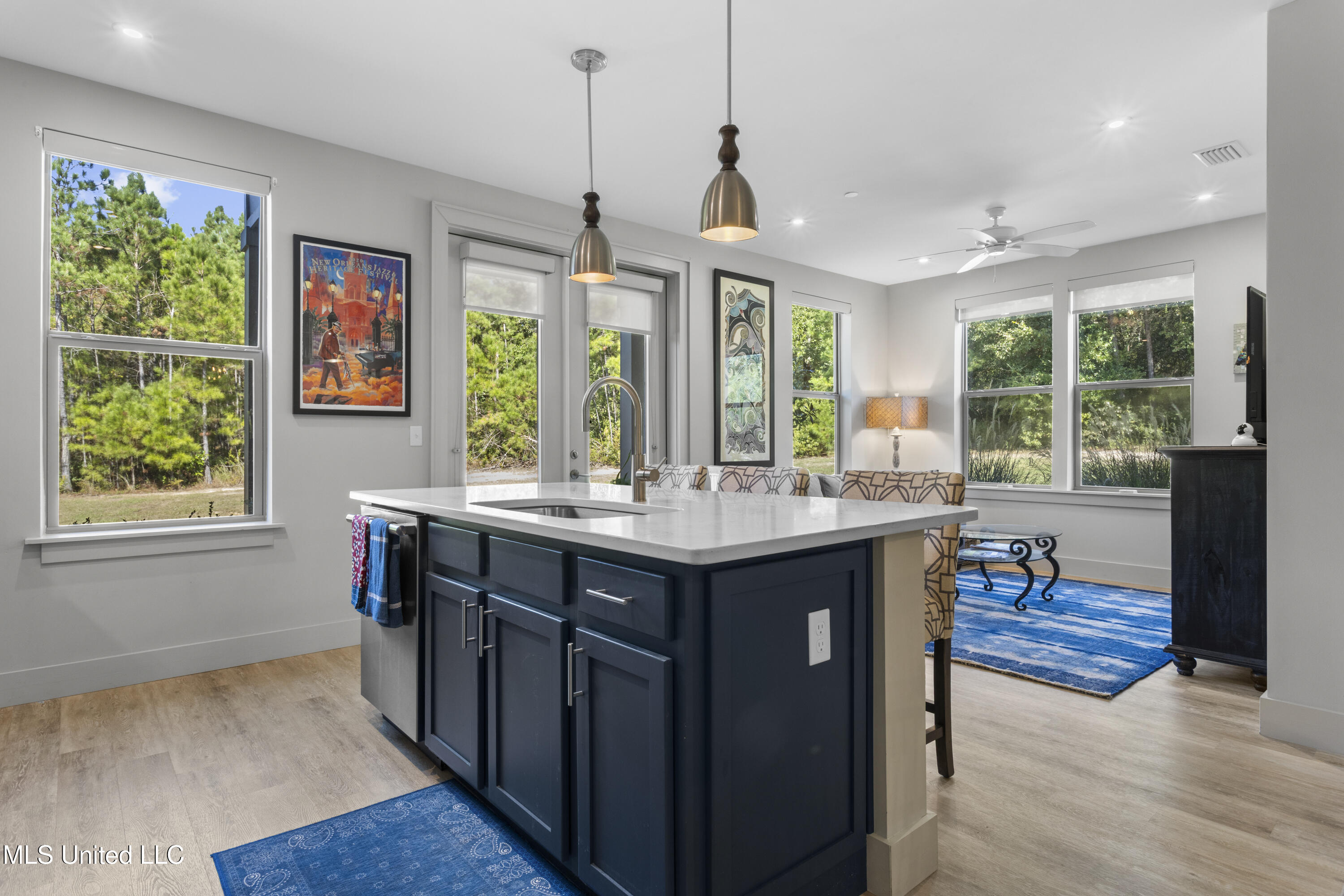 2501 Bienville Boulevard, 517