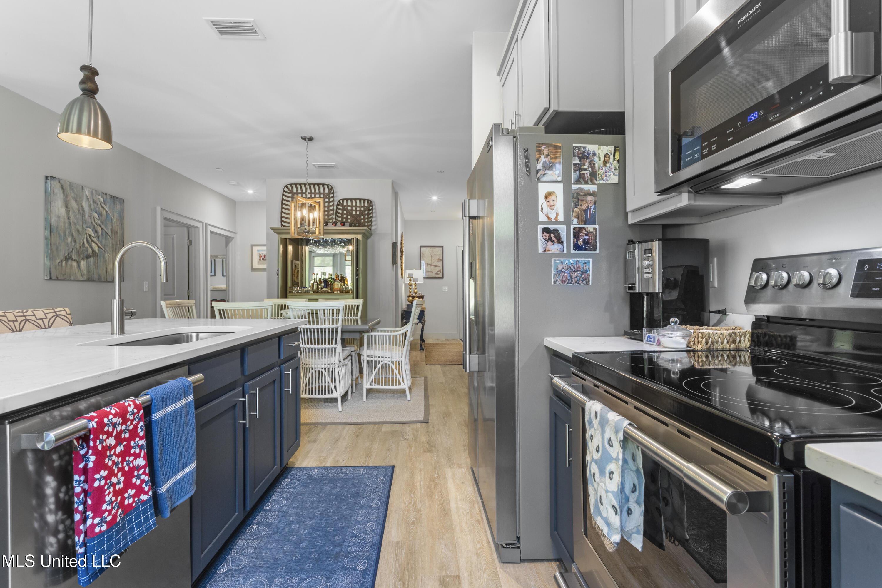 2501 Bienville Boulevard, 517