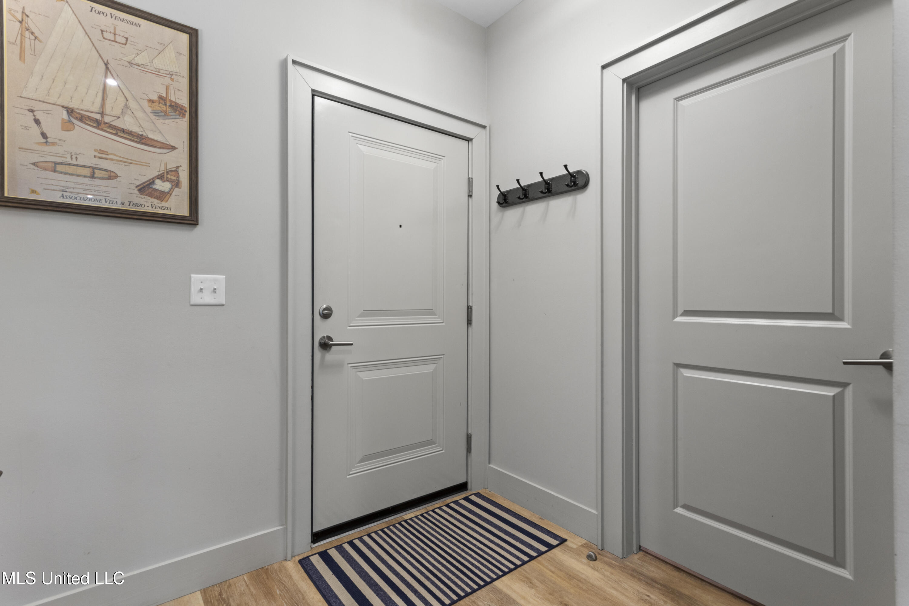 2501 Bienville Boulevard, 517
