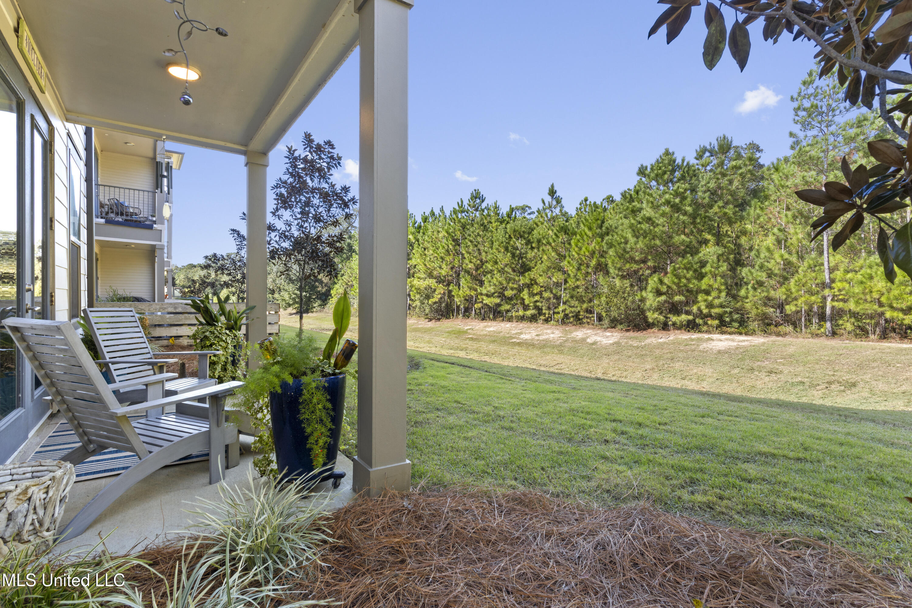 2501 Bienville Boulevard, 517