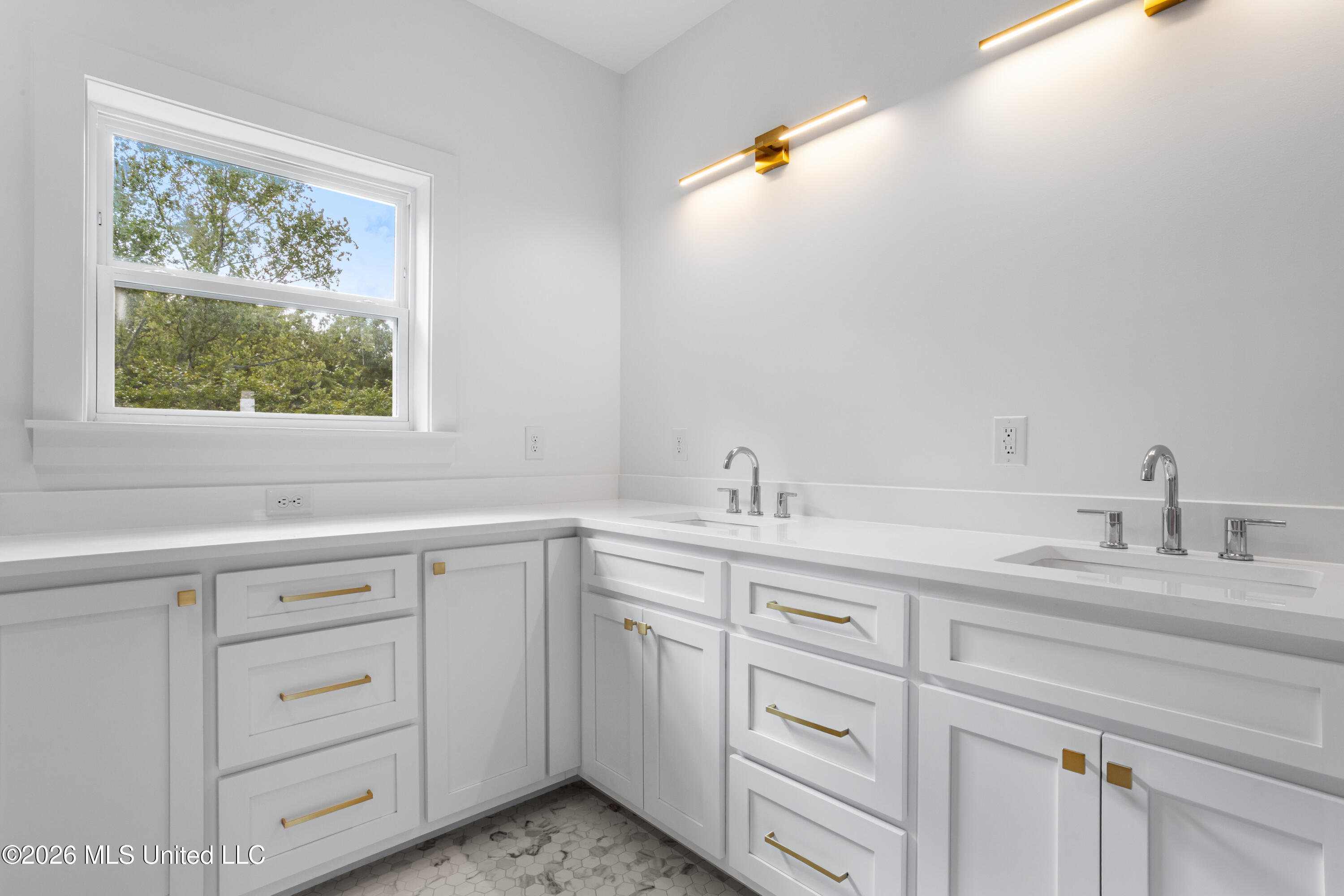 7308 Fountainbleau Road