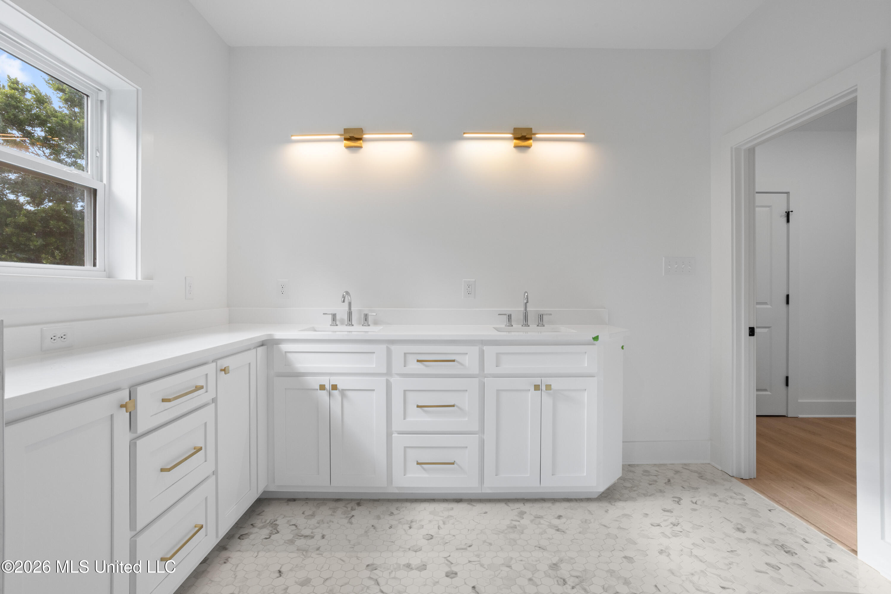 7308 Fountainbleau Road