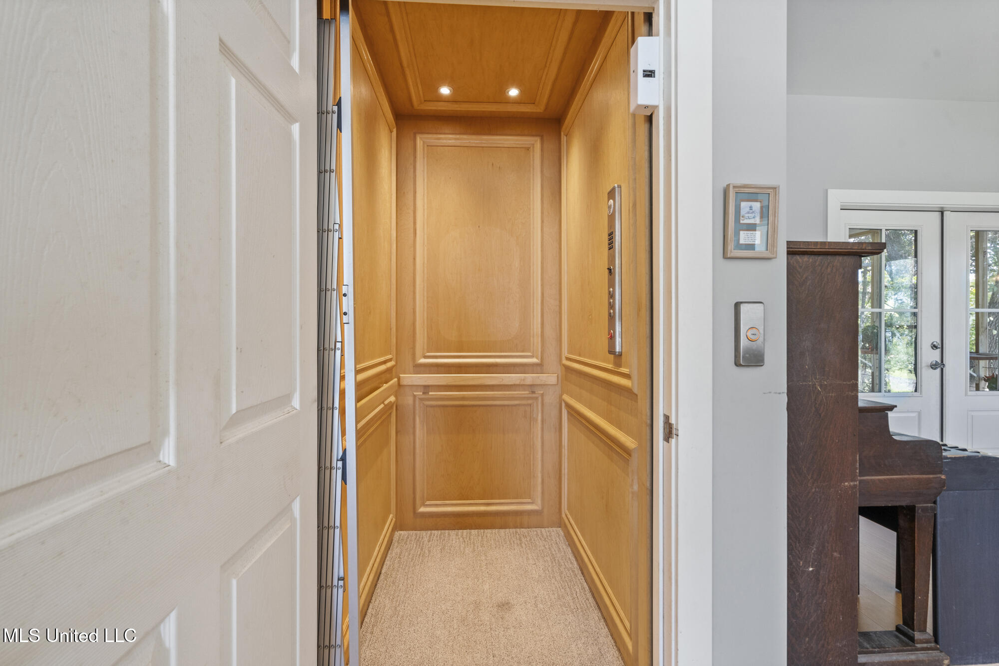 10720 Eagle Nest Road