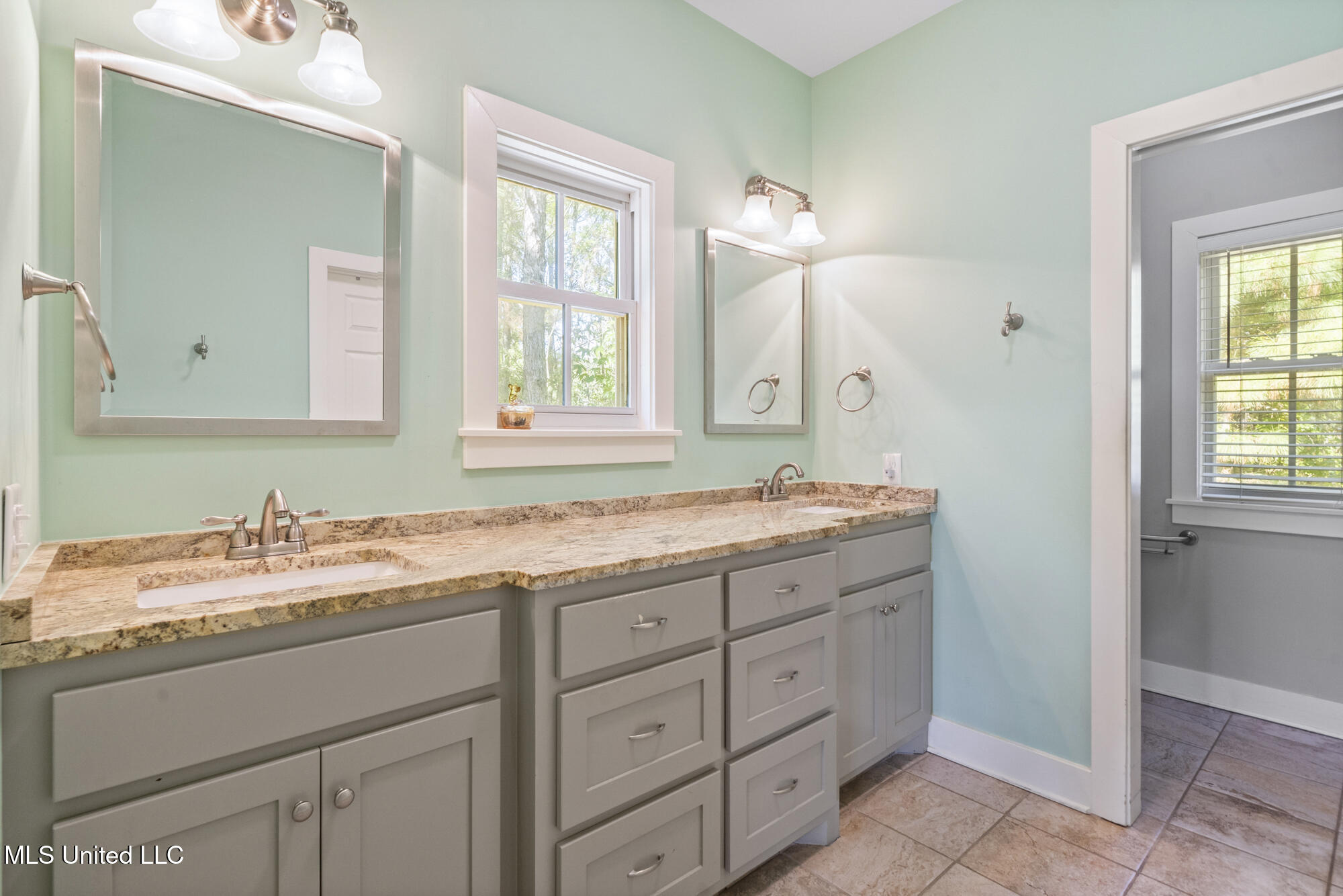 10720 Eagle Nest Road