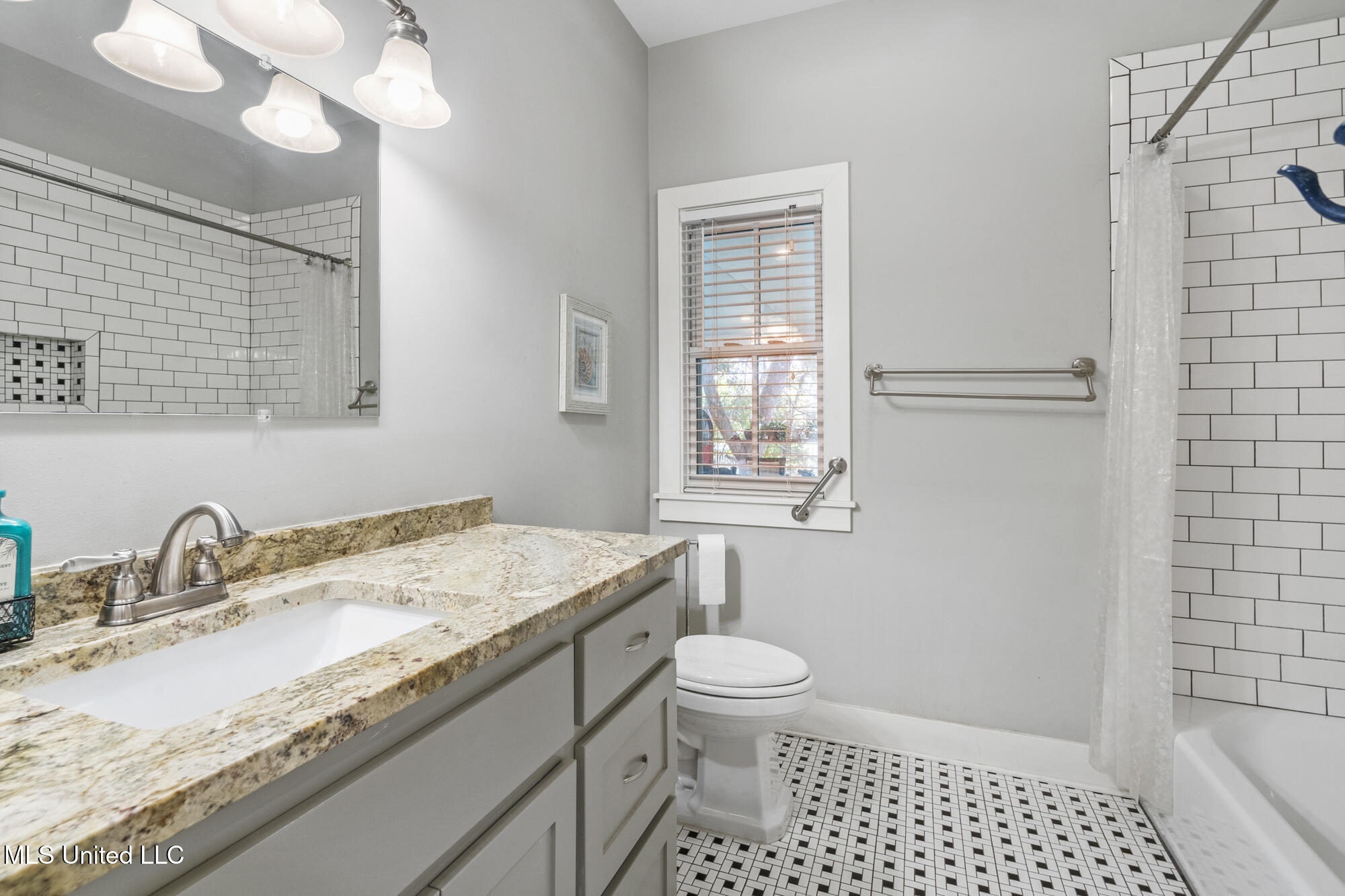 10720 Eagle Nest Road