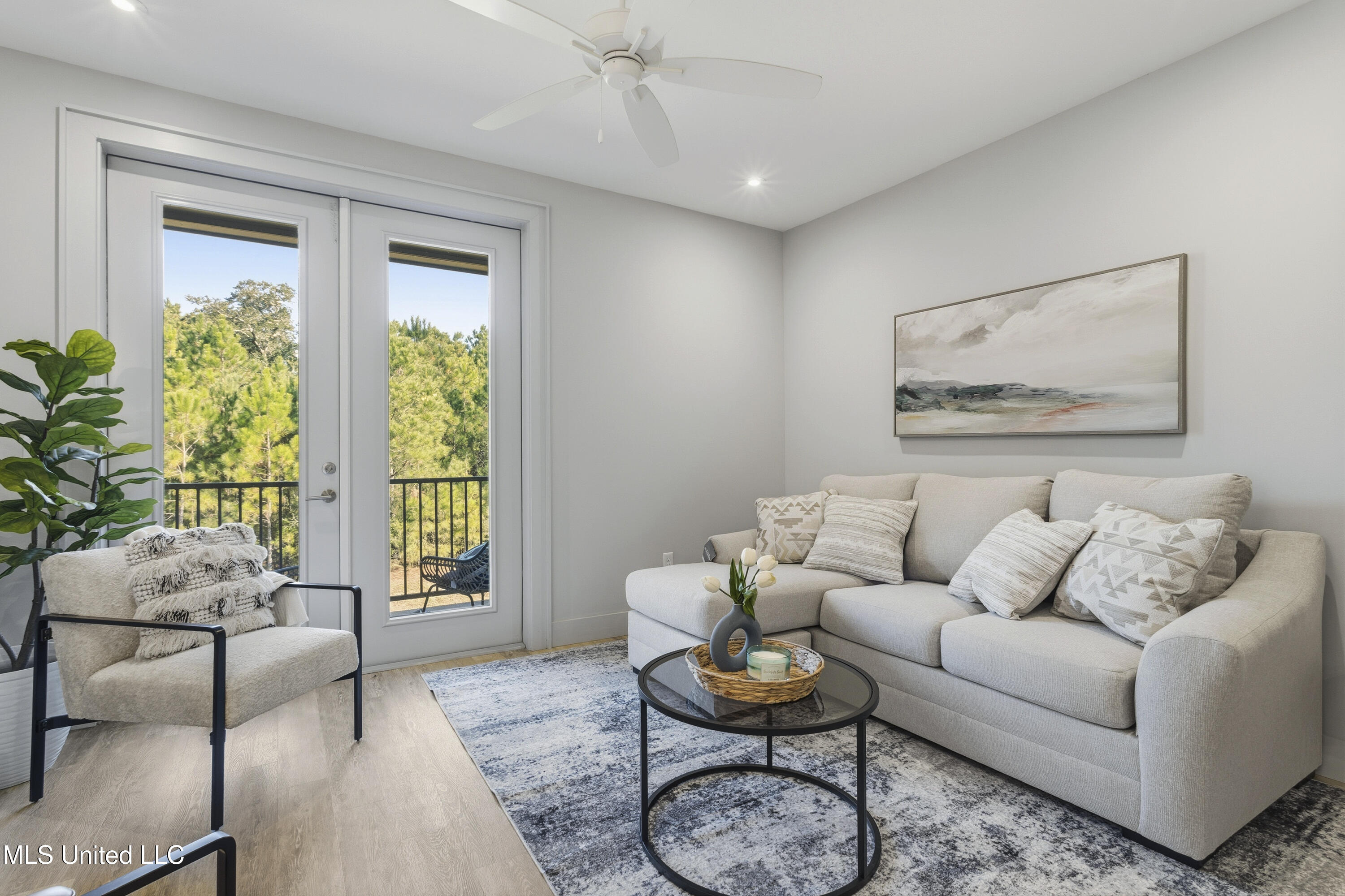 2501 Bienville Boulevard, 525