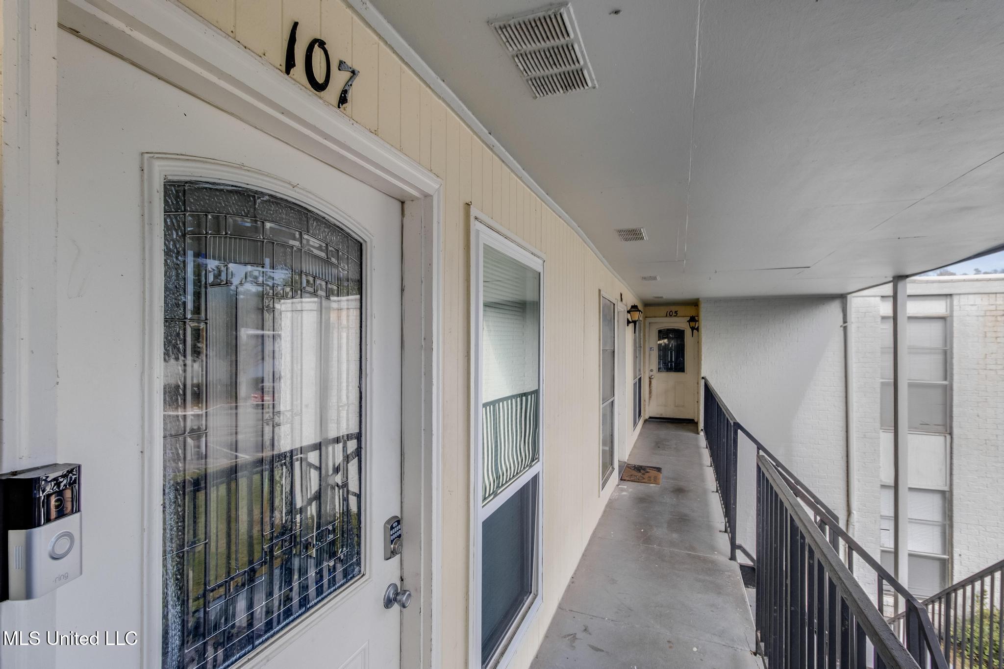 3230 Cumberland Road, 107