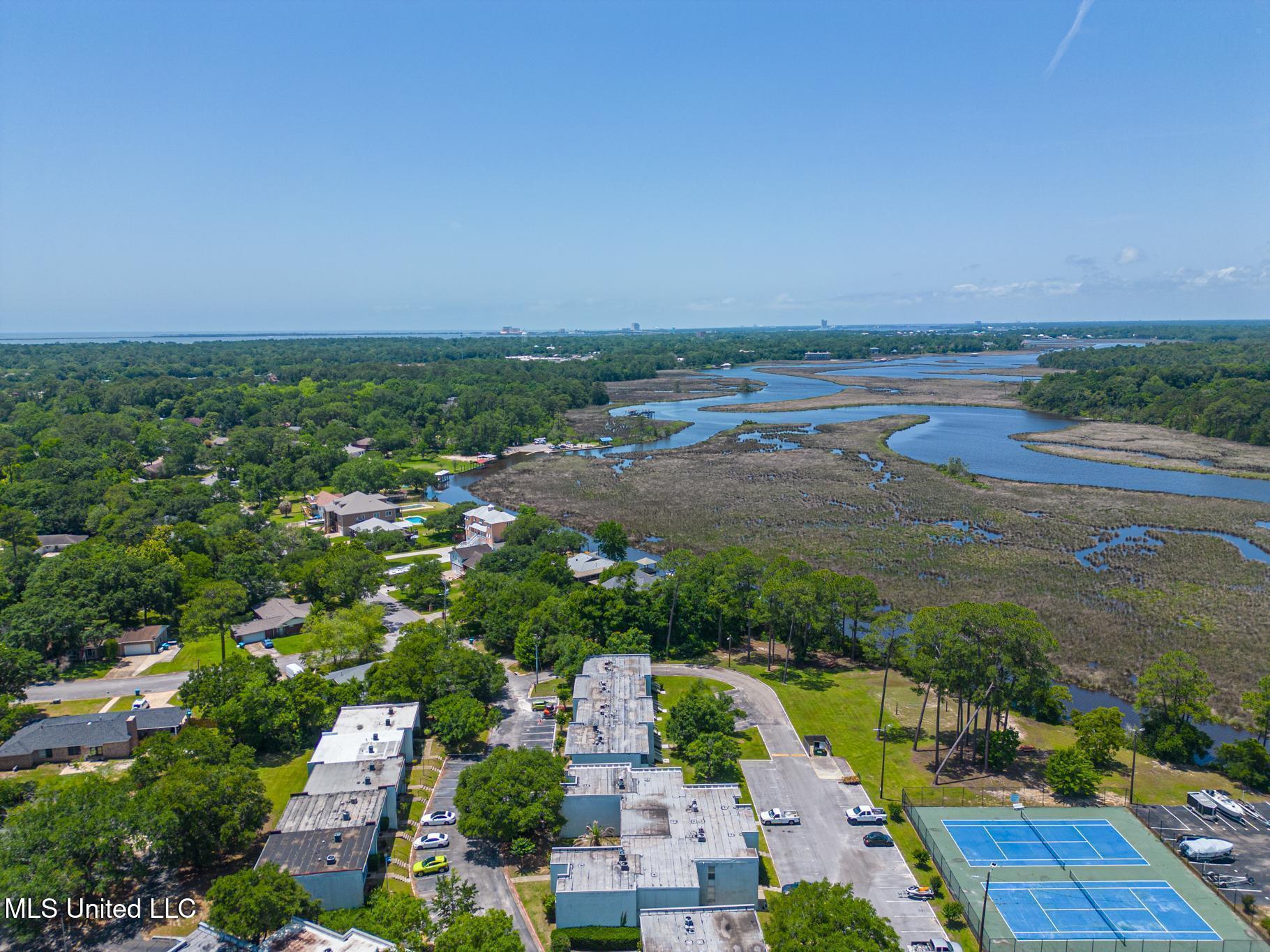 3230 Cumberland Road, 107