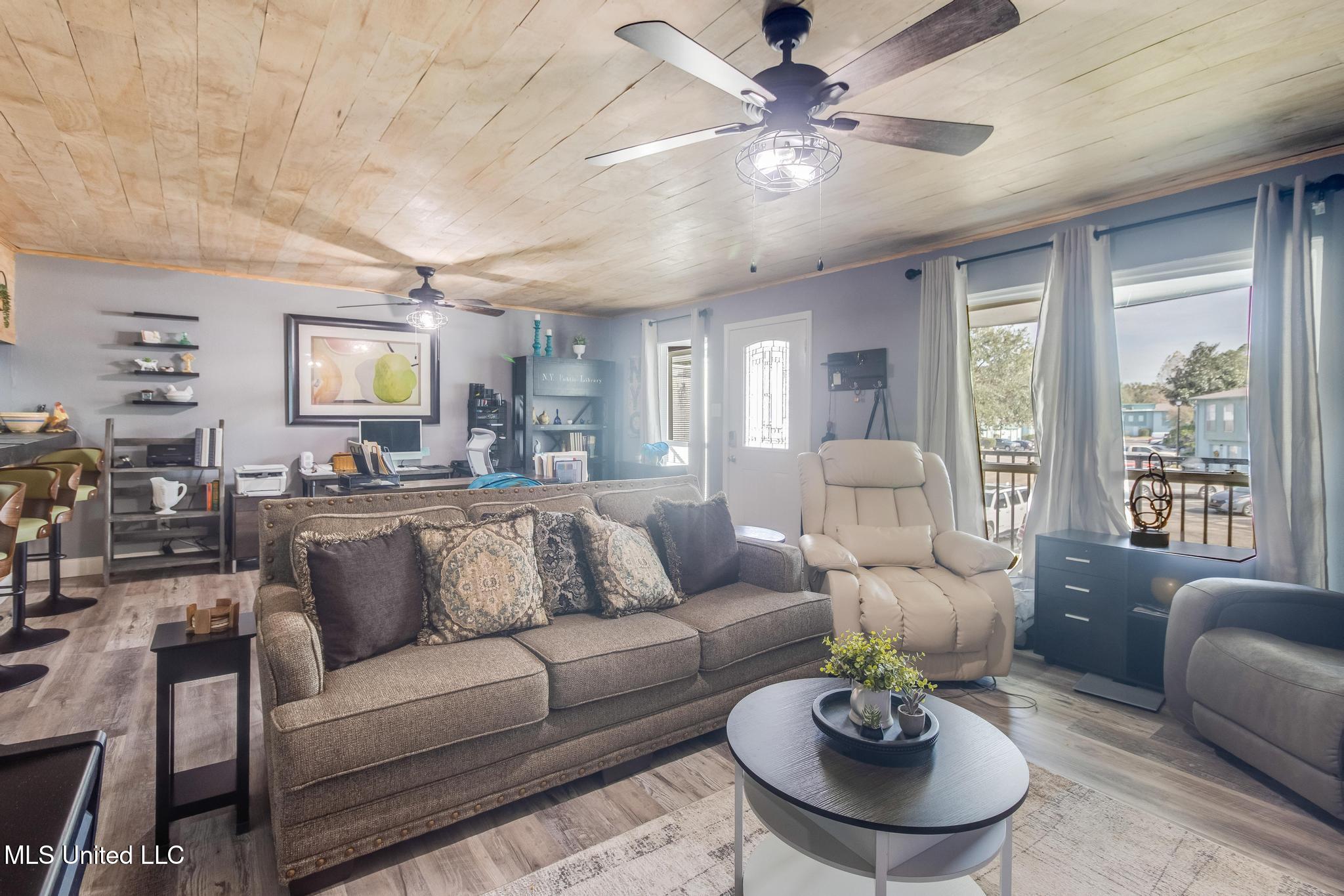 3230 Cumberland Road, 107