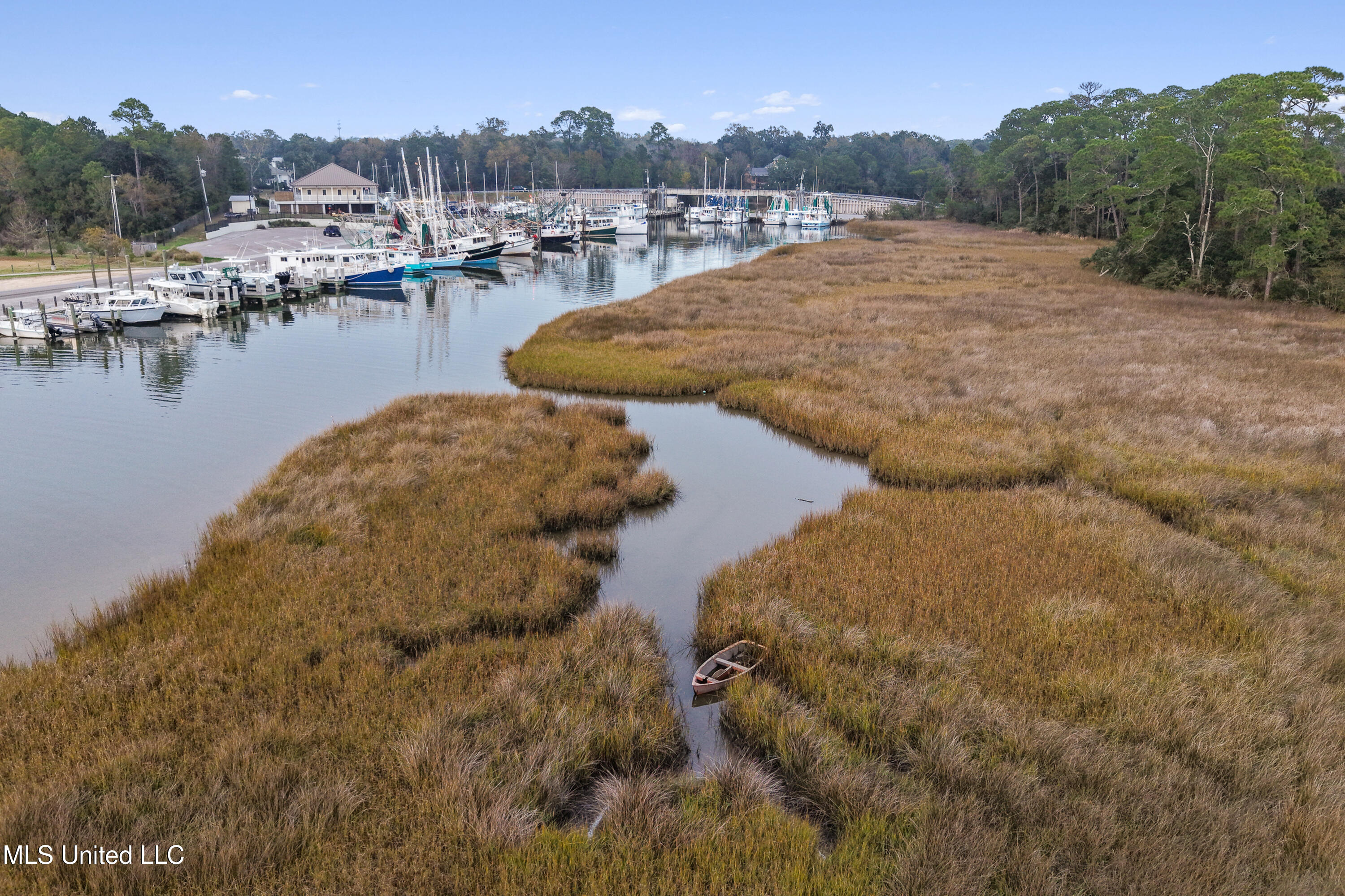 527 Front Beach Drive, 46