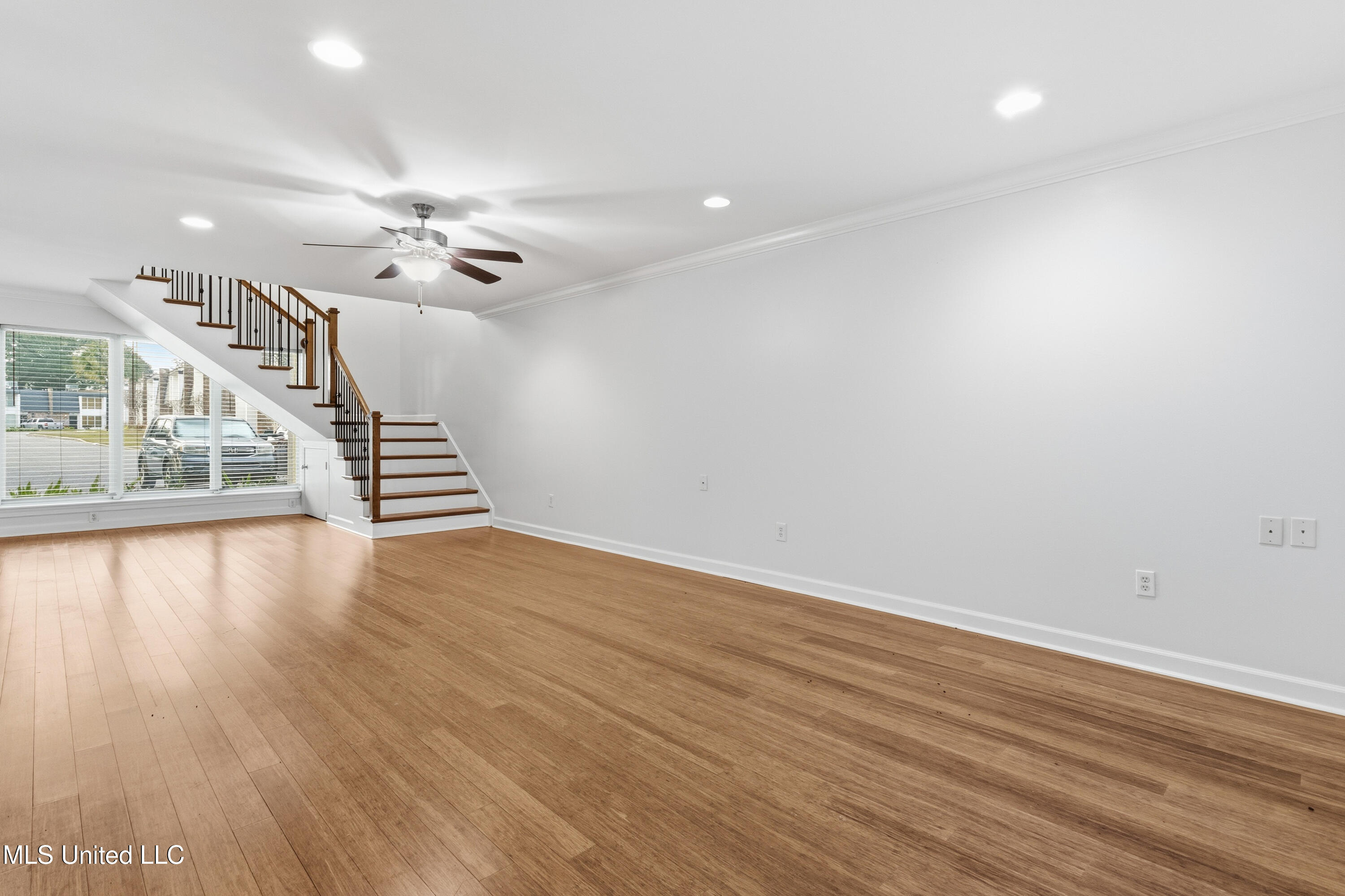 527 Front Beach Drive, 46