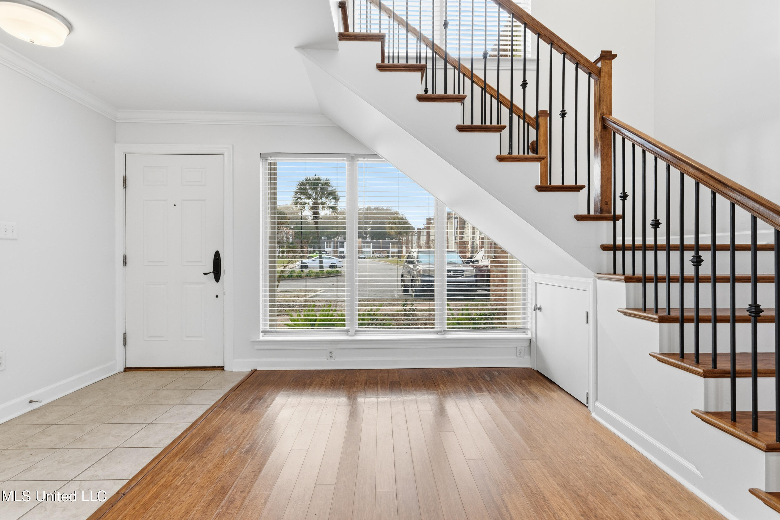 527 Front Beach Drive, 46