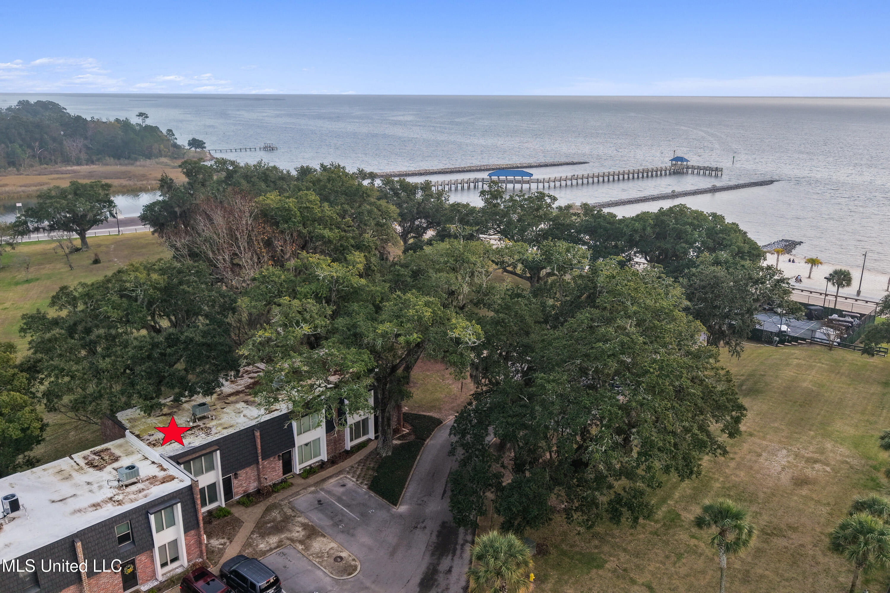 527 Front Beach Drive, 46