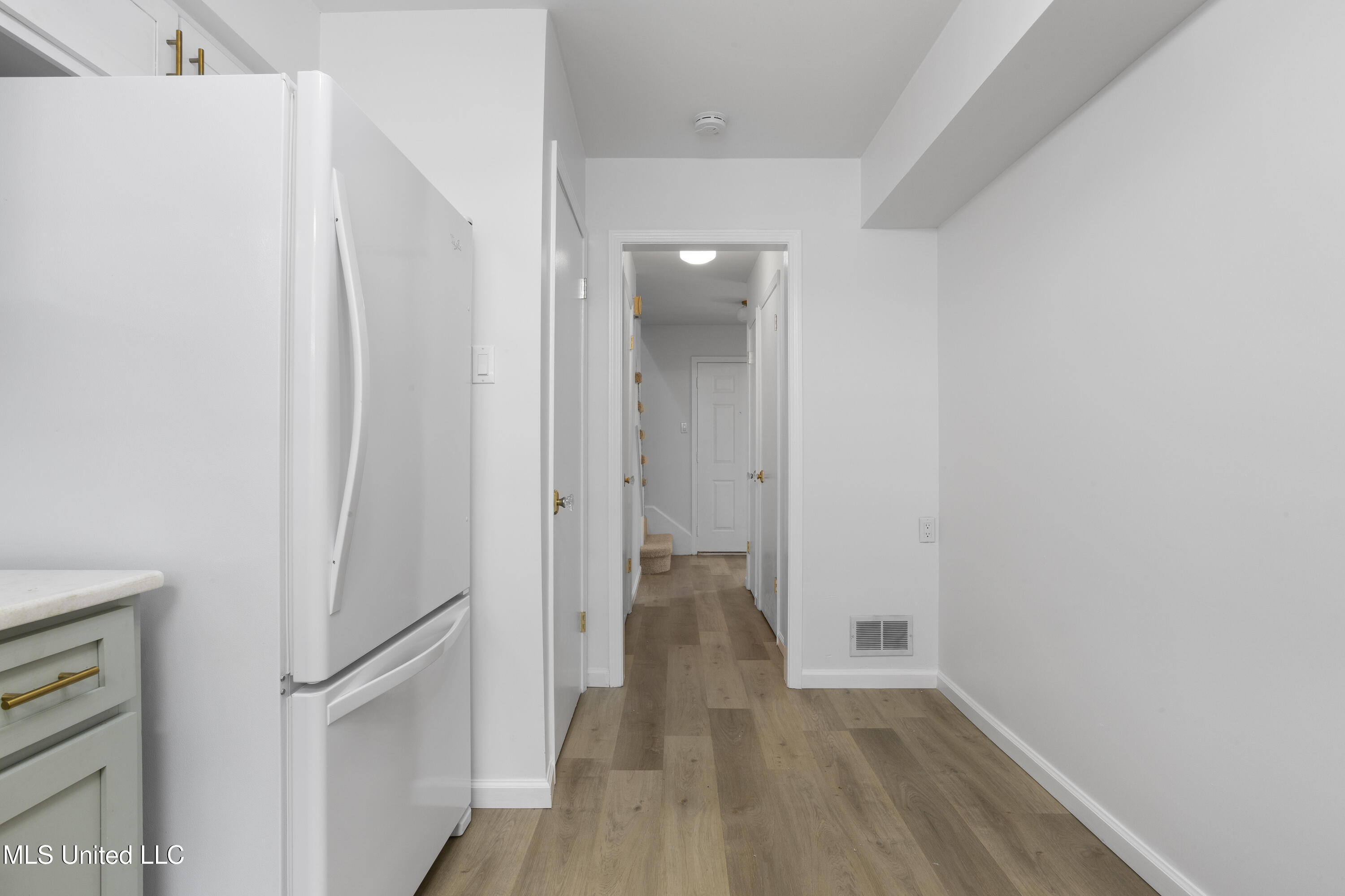 14 Independence Drive, 14