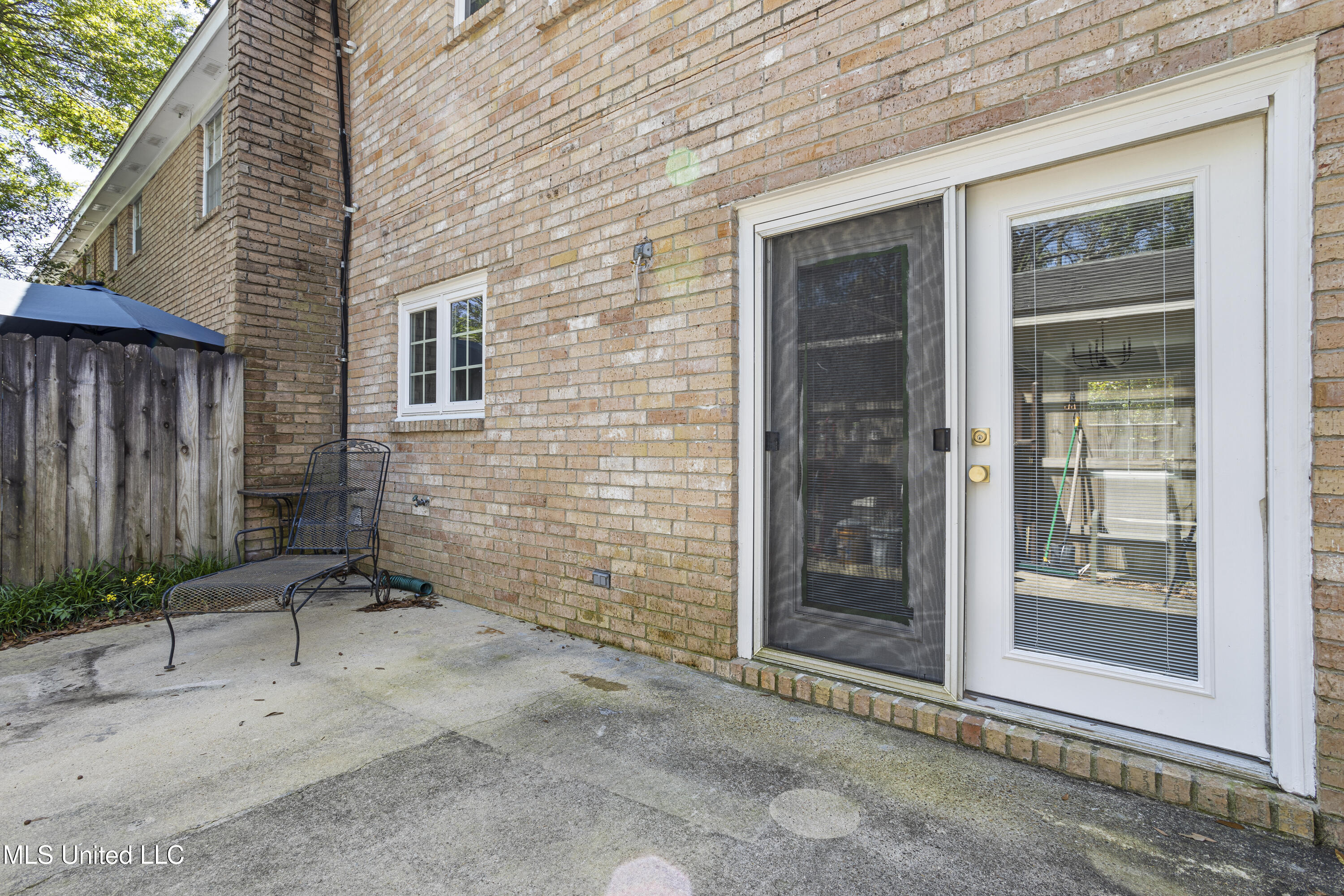 14 Independence Drive, 14