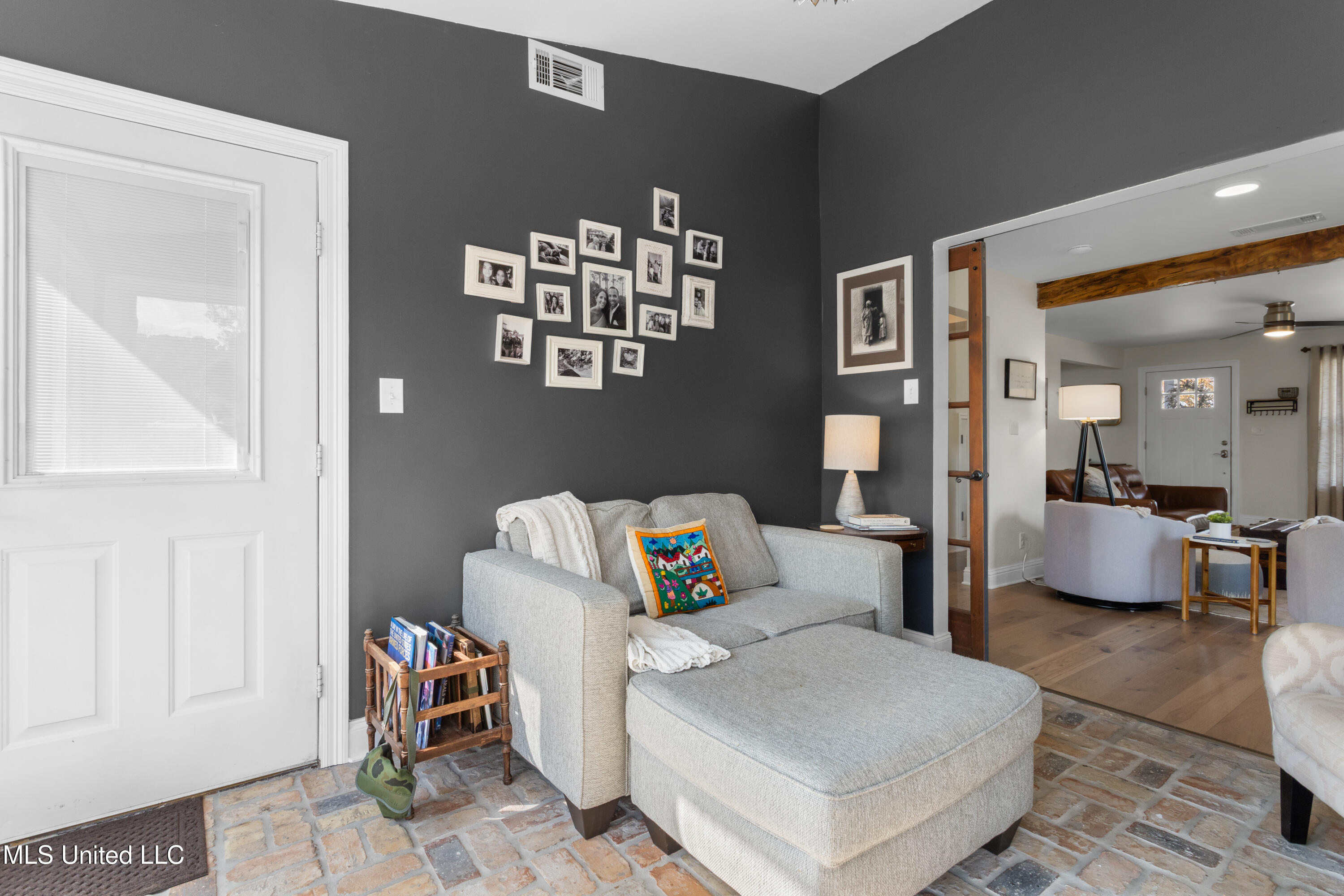 15392 Three Rivers Road