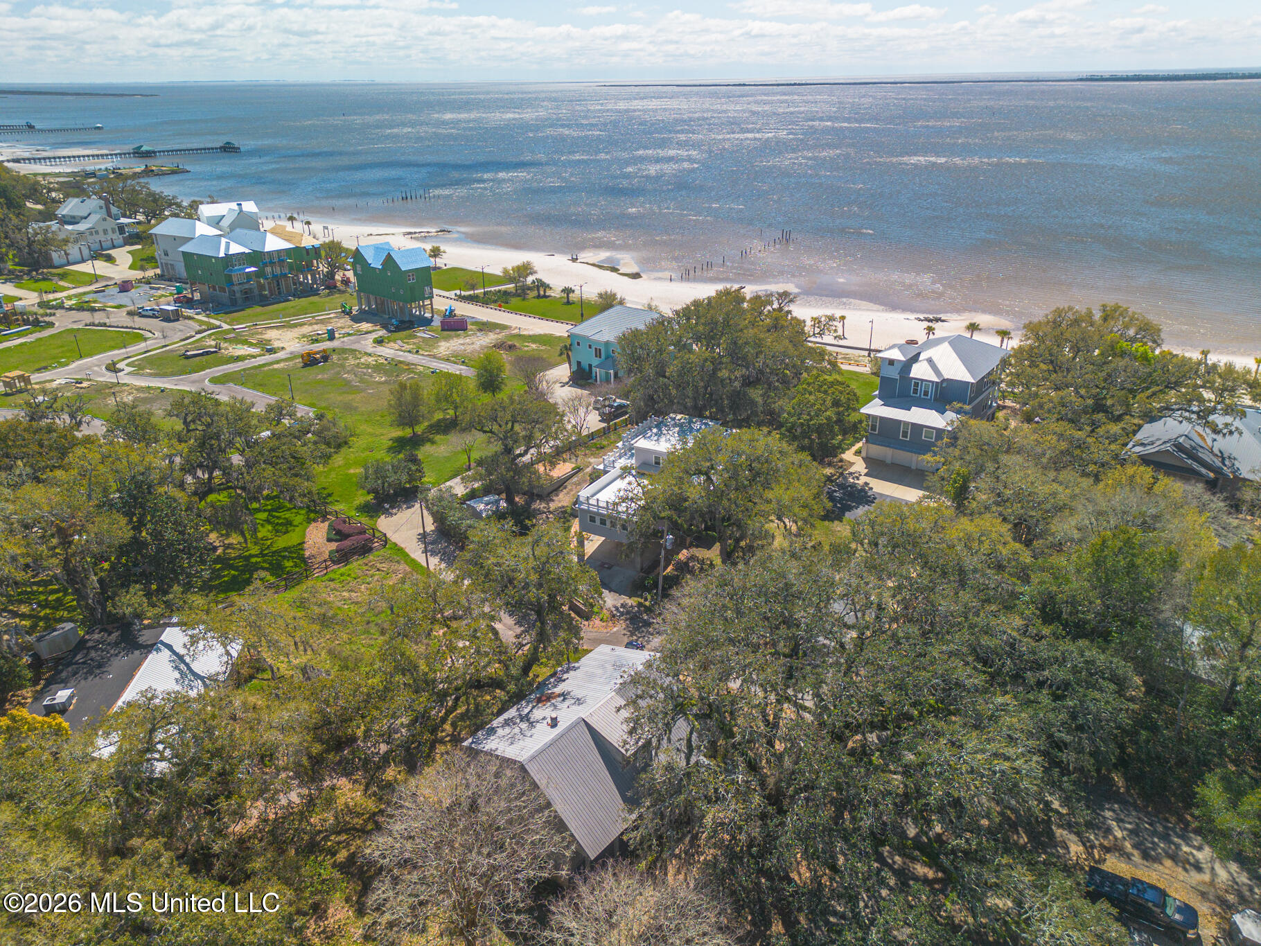 408 Oakwood Drive