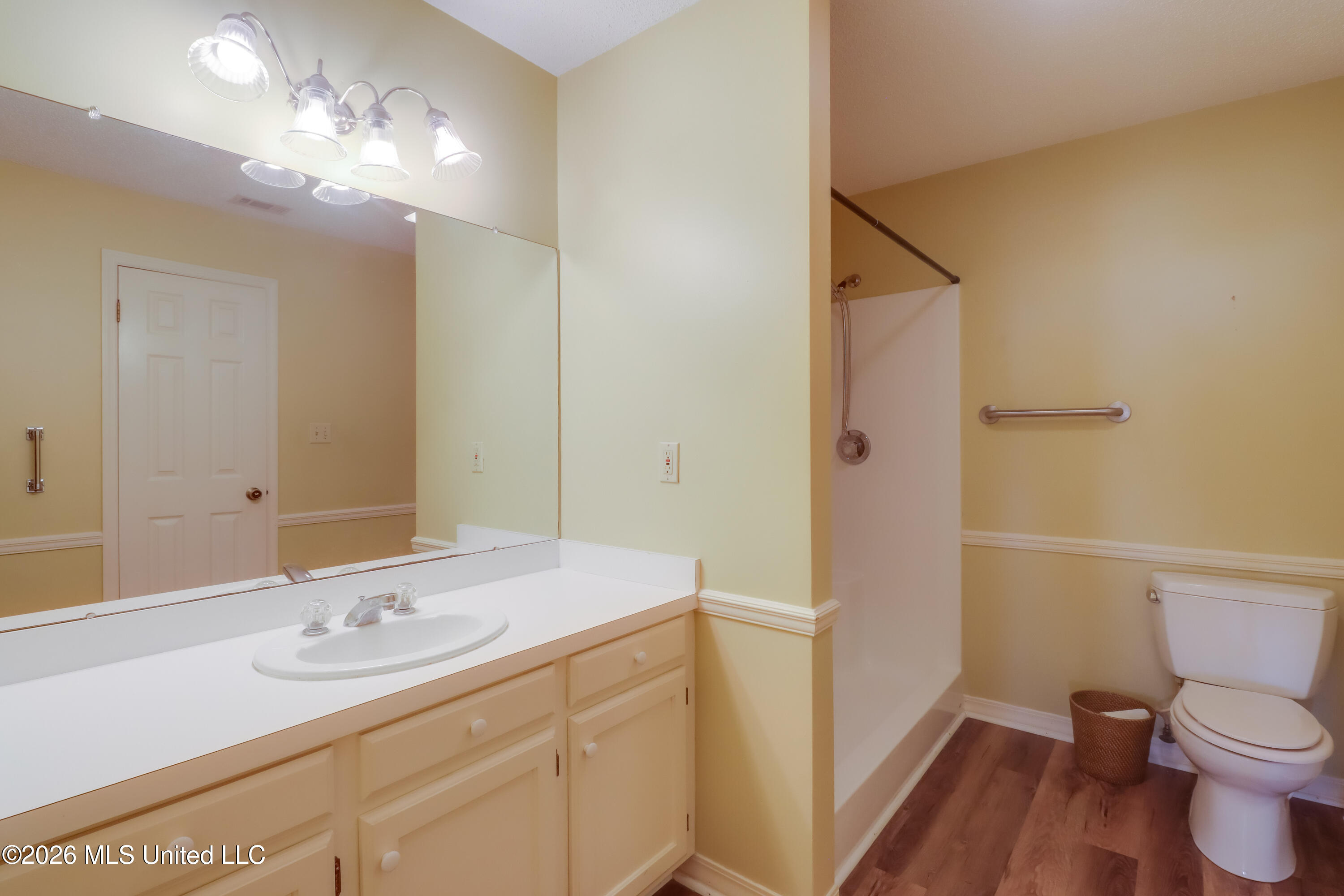 408 Oakwood Drive