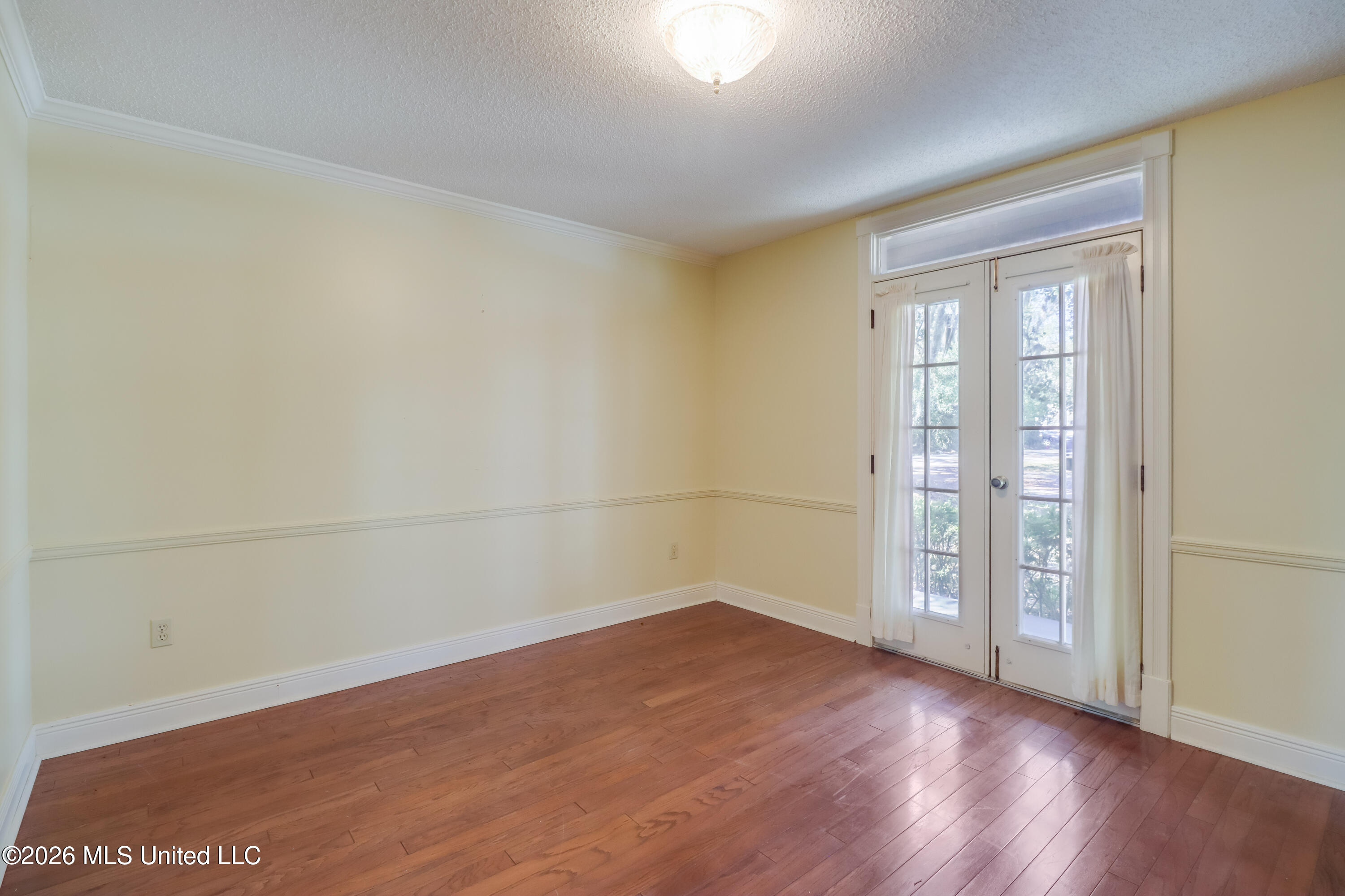 408 Oakwood Drive