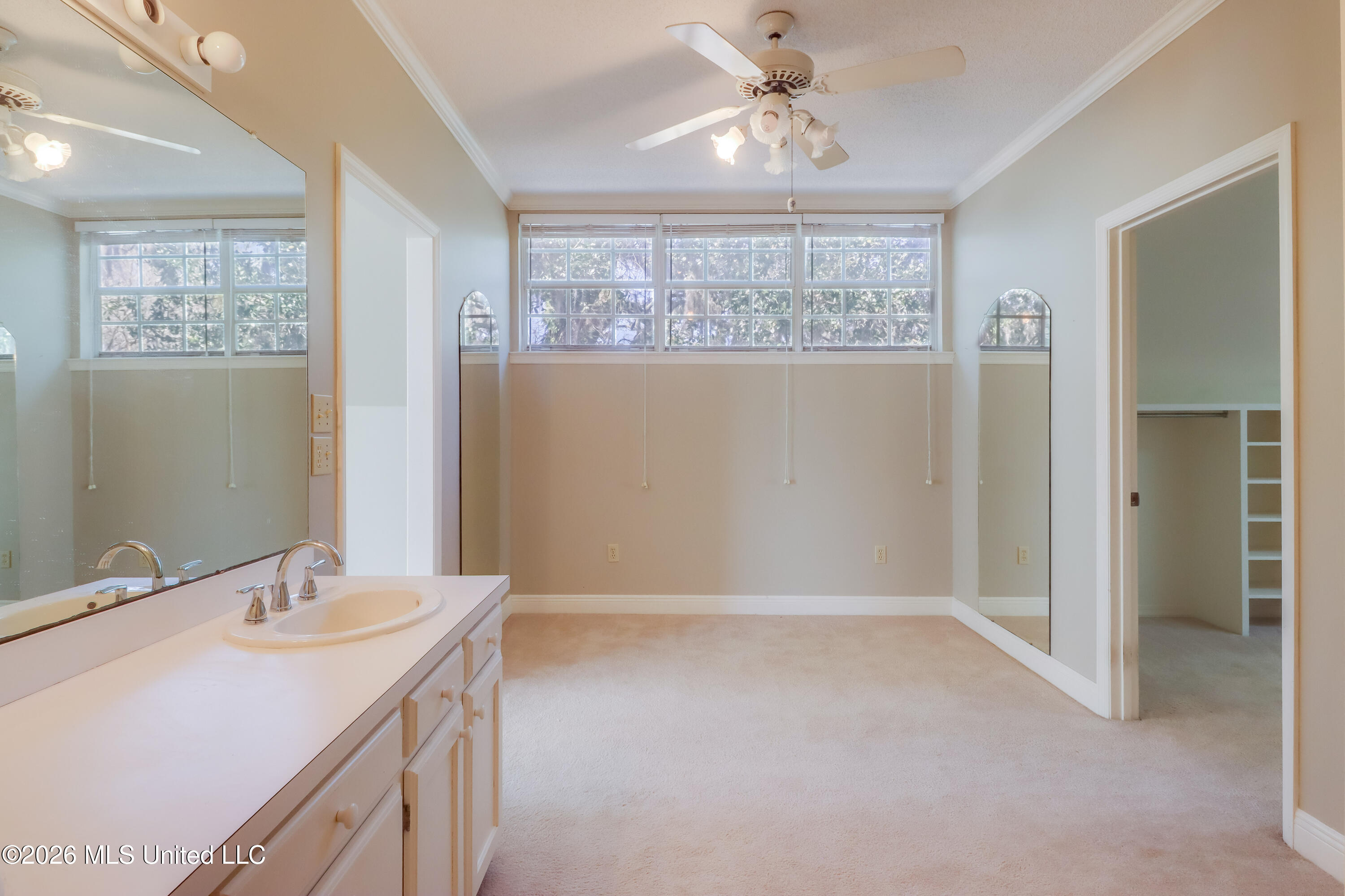 408 Oakwood Drive