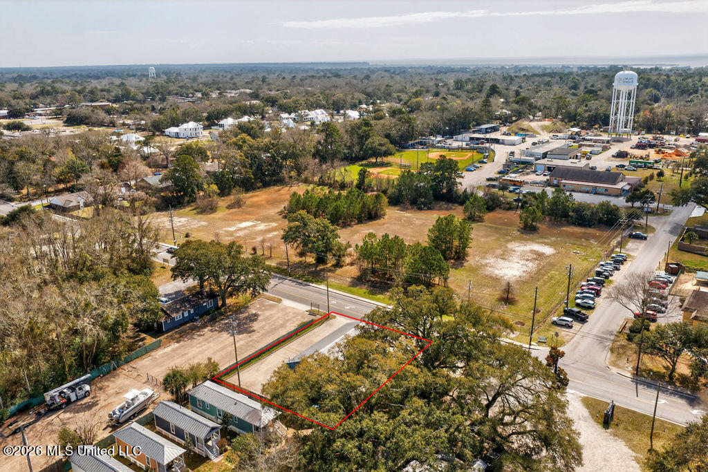 2005 Government Street