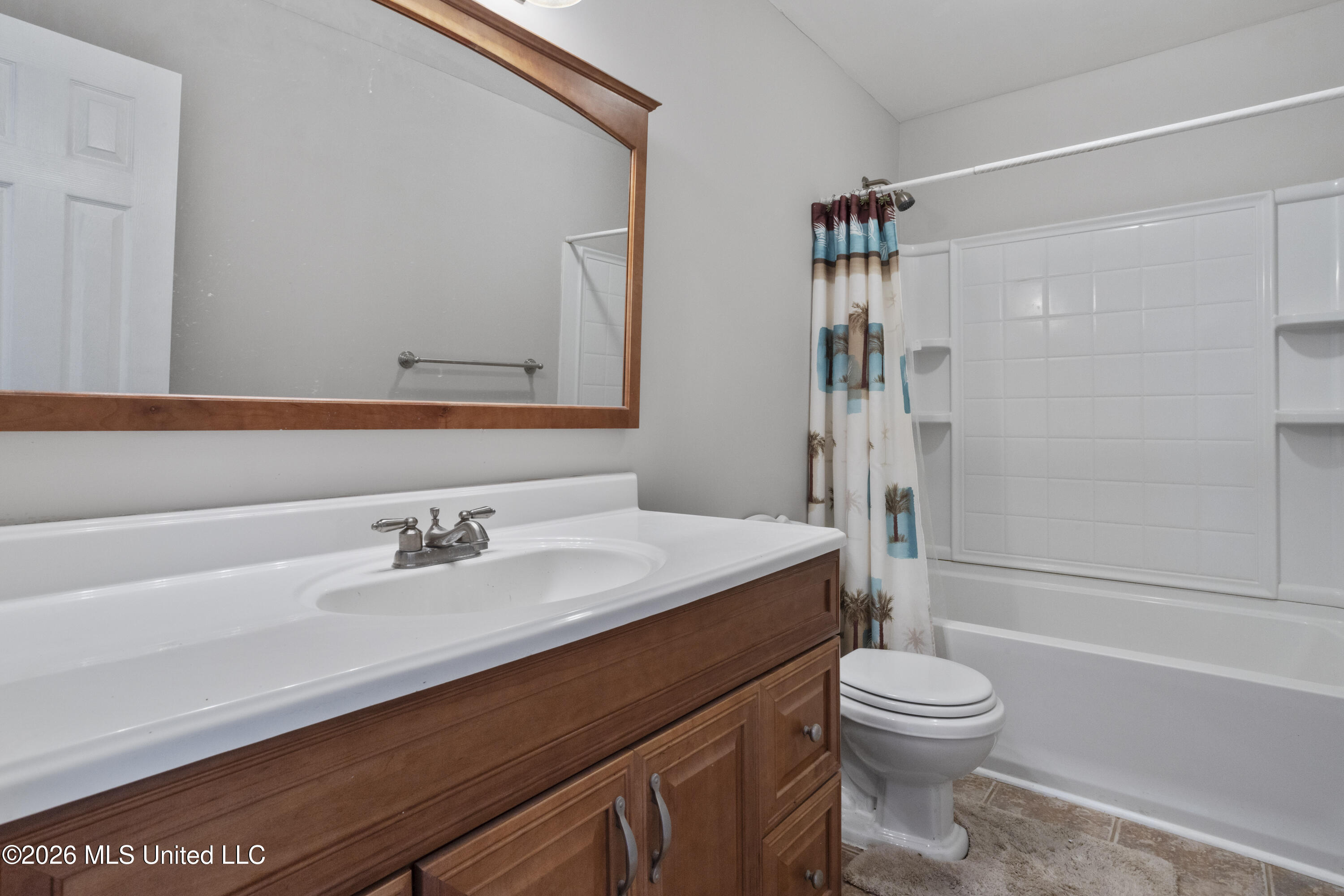 9021 W Simmons Circle