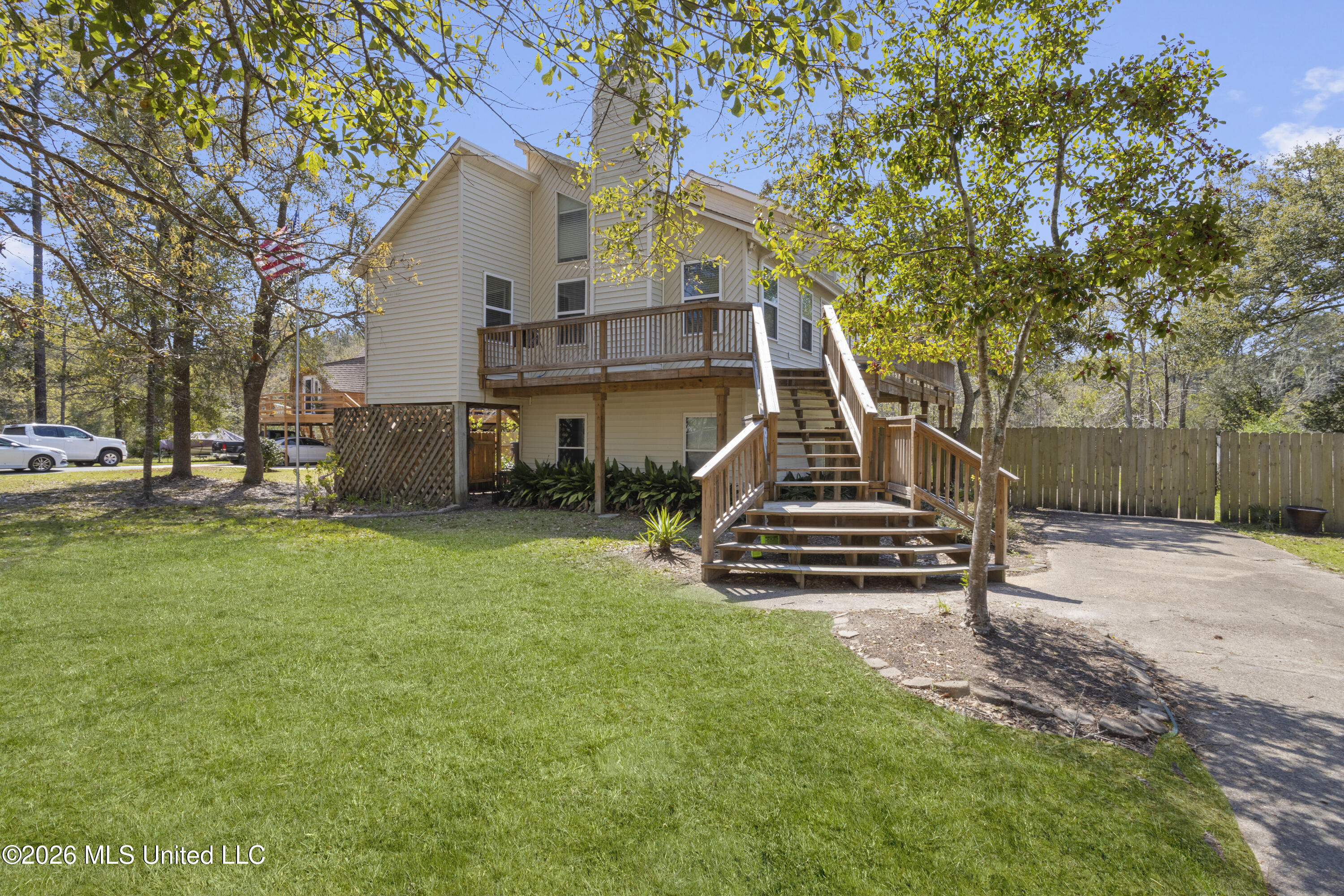 9021 W Simmons Circle