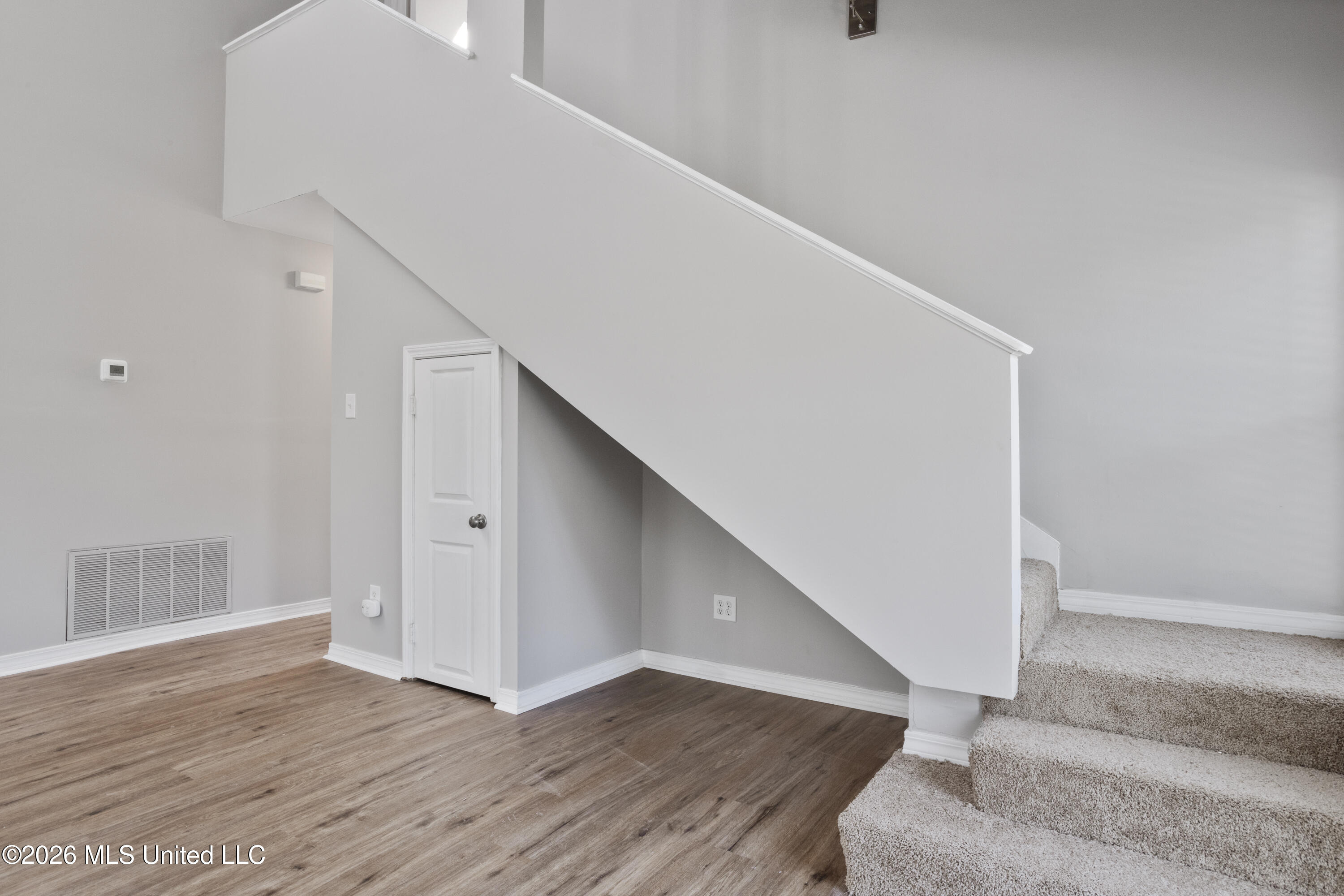 9021 W Simmons Circle