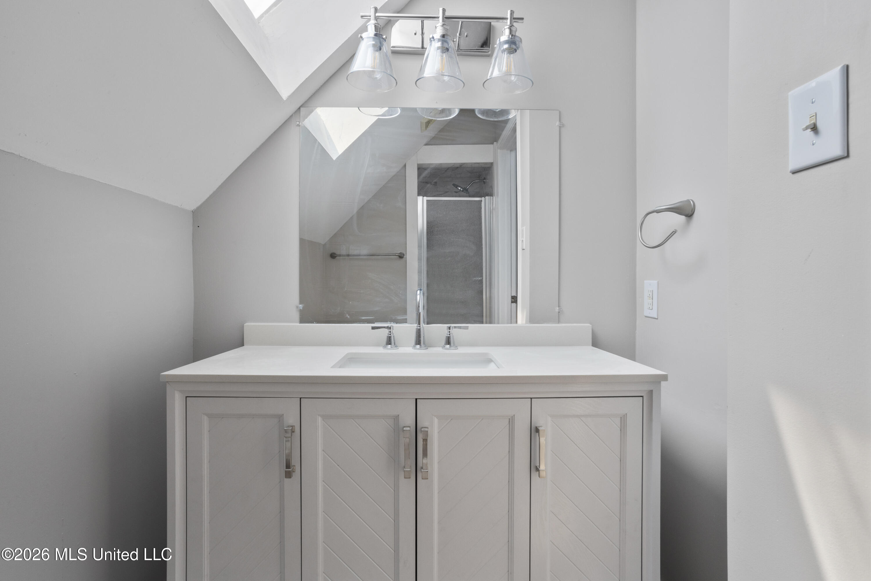 9021 W Simmons Circle