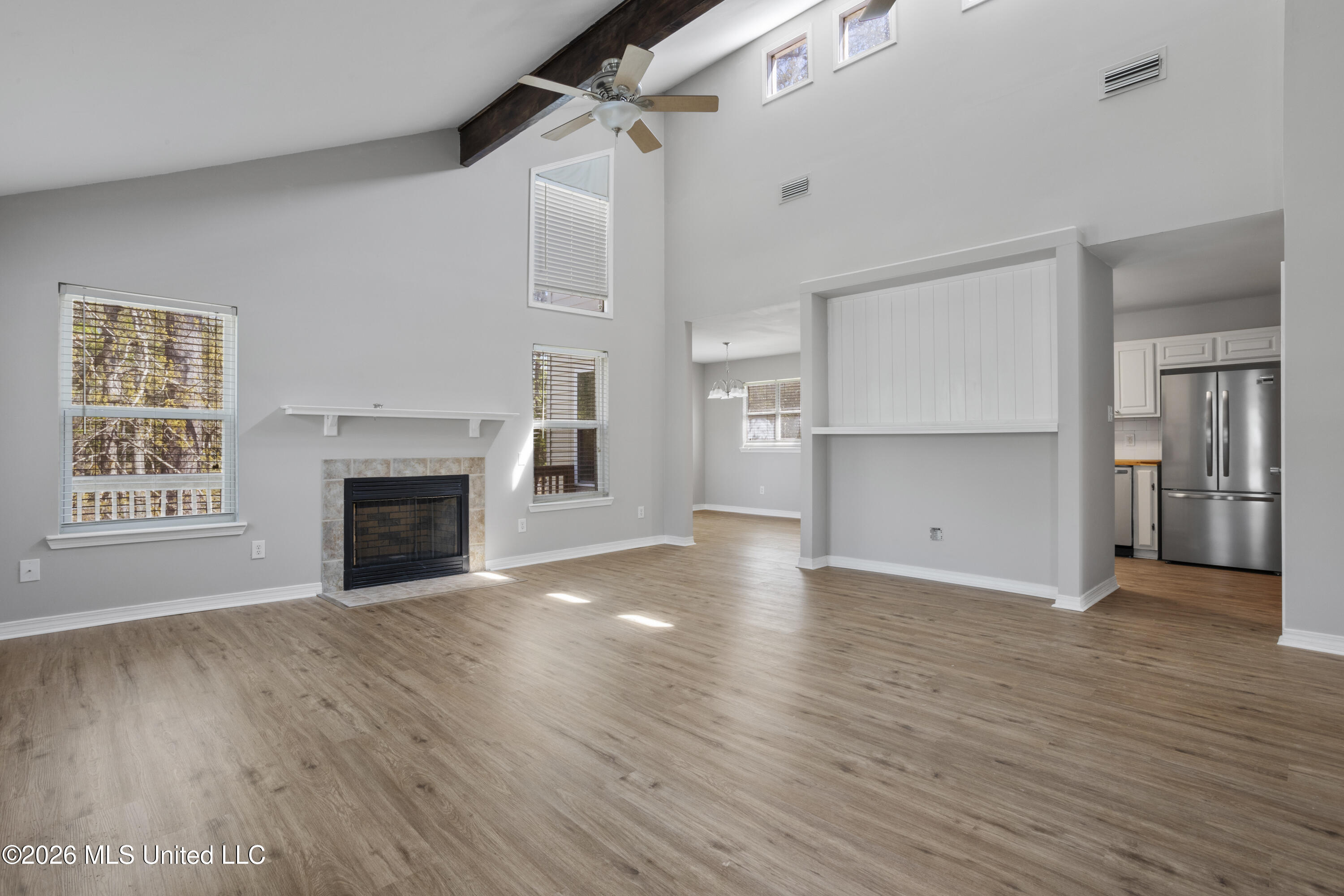 9021 W Simmons Circle