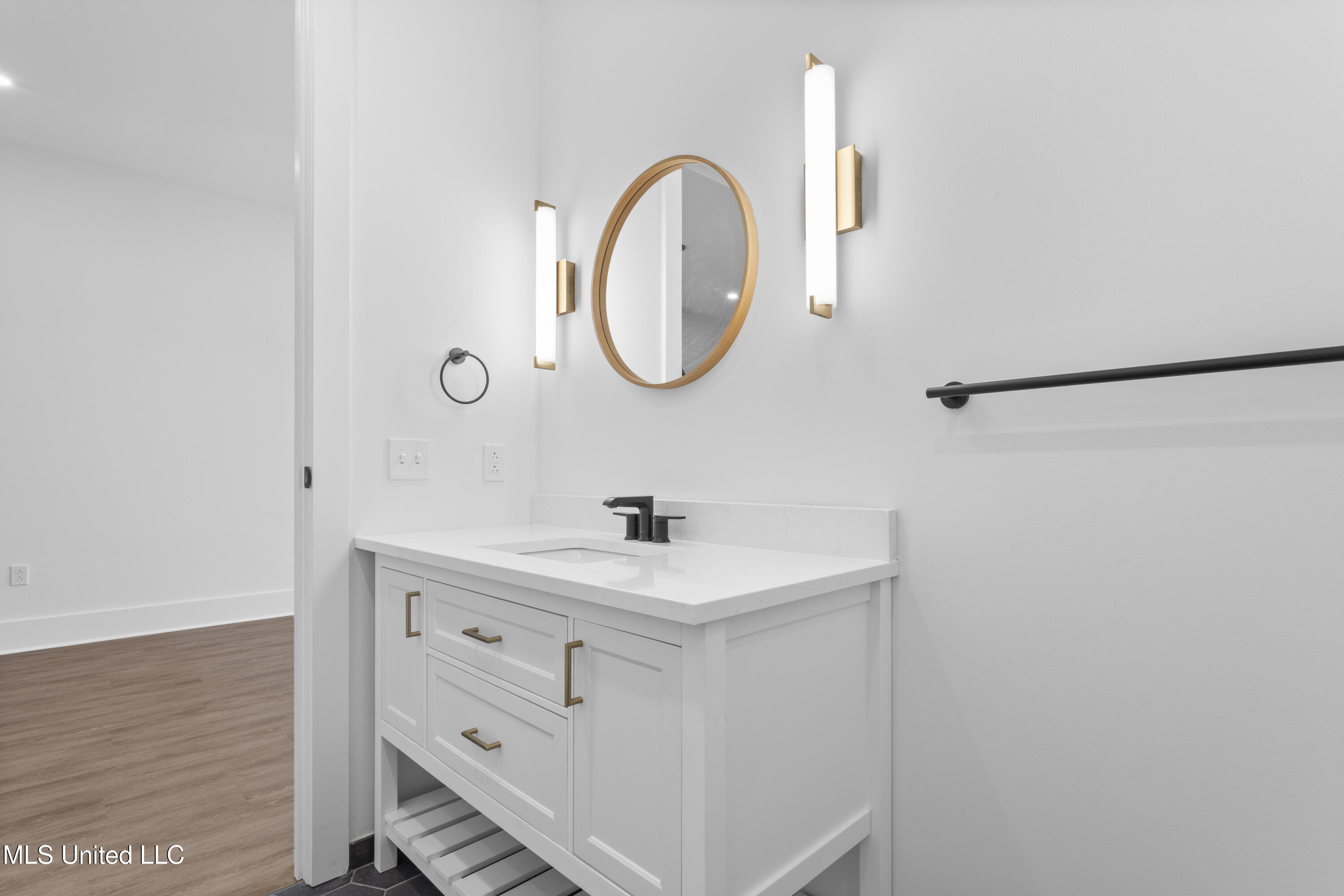 1515 Government Street, A302